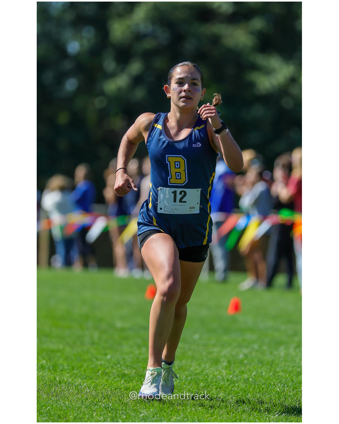 Scarlett Wasinowicz - Barrington High School - 20:17.79 - 2025 Injury Fund Carnival XC Cross Country Race - Deerfield Park, Smithfield RI - August 30 2025 File: ./dir-3-Girls-Roger-Roy-Race/250830-2025-ritca-injury-fund-xc-cross-country-deerfield-park-smithfield-rhode-island-302-296A4589.jpg Scarlett Wasinowicz - Barrington High School - 20:17.79 - 2025 Injury Fund Carnival XC Cross Country Race - Deerfield Park, Smithfield RI -…