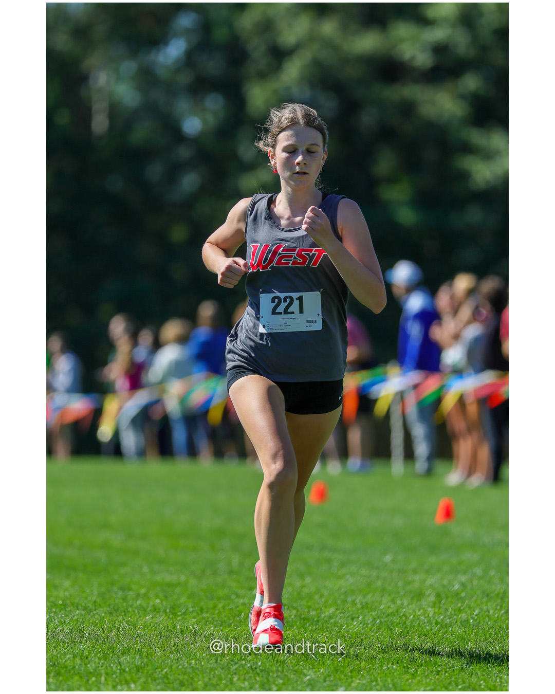 Lilliana Prendergast - Cranston West HS - 20:25.35 - 2025 Injury Fund Carnival XC Cross Country Race - Deerfield Park, Smithfield RI - August 30 2025 File: ./dir-3-Girls-Roger-Roy-Race/250830-2025-ritca-injury-fund-xc-cross-country-deerfield-park-smithfield-rhode-island-305-296A4642.jpg Lilliana Prendergast - Cranston West HS - 20:25.35 - 2025 Injury Fund Carnival XC Cross Country Race - Deerfield Park, Smithfield RI - Augu…