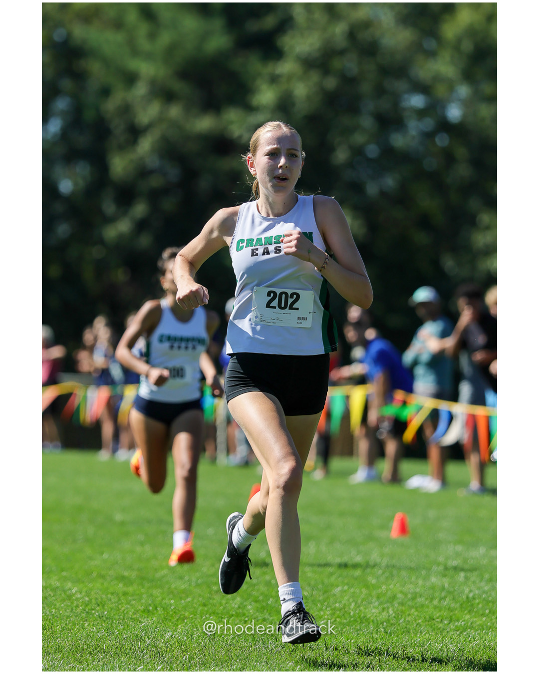 Winnie White - Cranston East High School - 21:09.64 - 2025 Injury Fund Carnival XC Cross Country Race - Deerfield Park, Smithfield RI - August 30 2025 File: ./dir-3-Girls-Roger-Roy-Race/250830-2025-ritca-injury-fund-xc-cross-country-deerfield-park-smithfield-rhode-island-310-296A4775.jpg Winnie White - Cranston East High School - 21:09.64 - 2025 Injury Fund Carnival XC Cross Country Race - Deerfield Park, Smithfield RI - Aug…