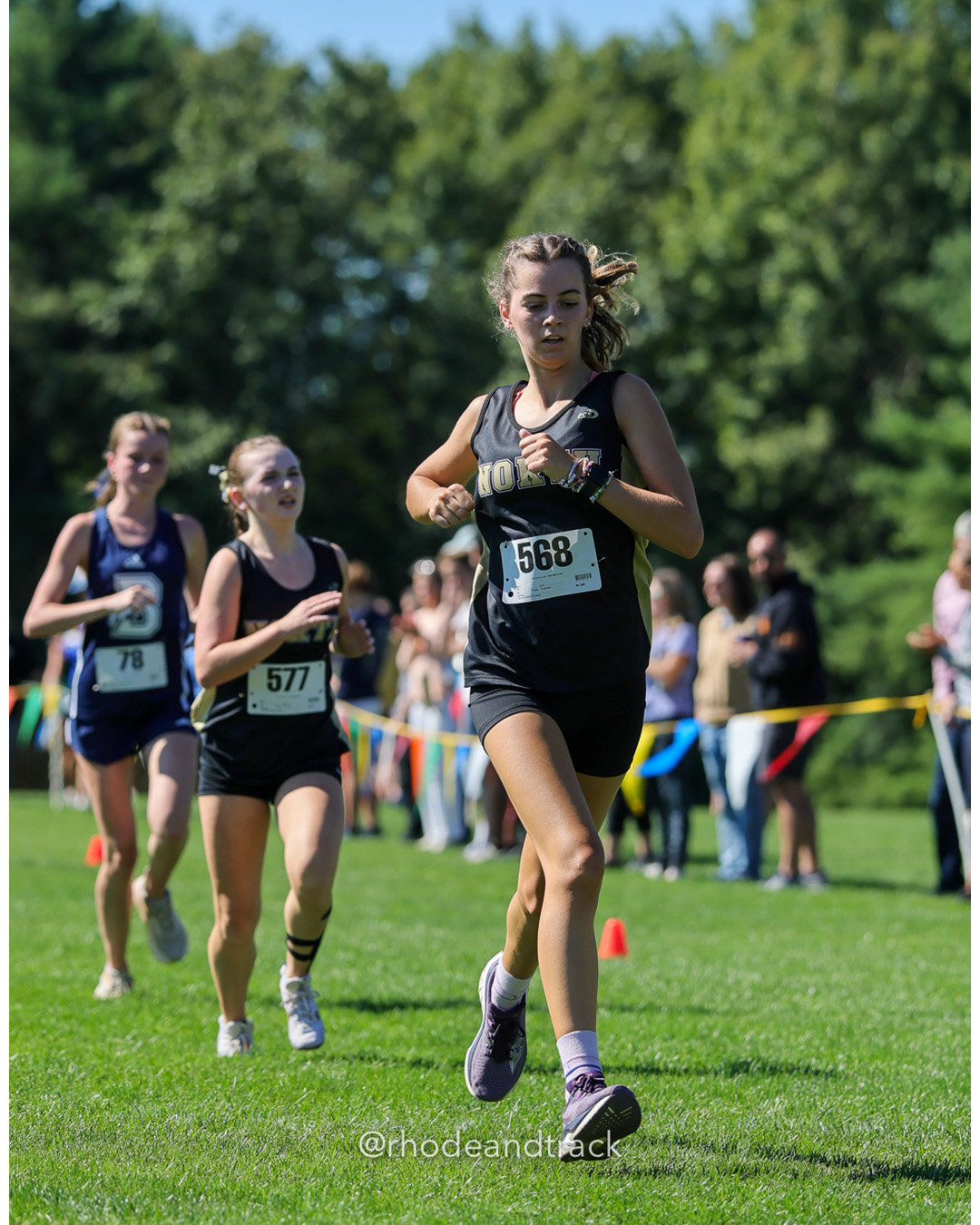 Ruby Galle - North Kingstown High School - 25:02.78 - 2025 Injury Fund Carnival XC Cross Country Race - Deerfield Park, Smithfield RI - August 30 2025 File: ./dir-3-Girls-Roger-Roy-Race/250830-2025-ritca-injury-fund-xc-cross-country-deerfield-park-smithfield-rhode-island-340-296A5417.jpg Ruby Galle - North Kingstown High School - 25:02.78 - 2025 Injury Fund Carnival XC Cross Country Race - Deerfield Park, Smithfield RI - Aug…