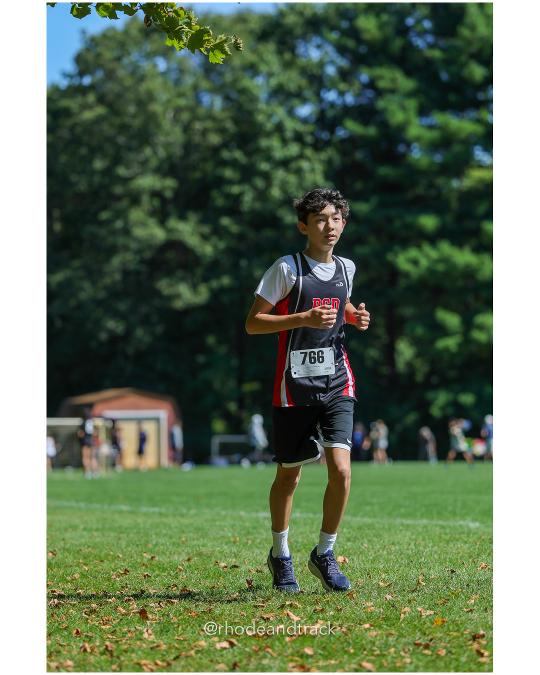 Cole Kaufmann - Providence Country Day - 24:39.19 - 2025 Injury Fund Carnival XC Cross Country Race - Deerfield Park, Smithfield RI - August 30 2025 File: ./dir-4-Boys-Nessa-Malloy-Race/250830-2025-ritca-injury-fund-xc-cross-country-deerfield-park-smithfield-rhode-island-408-296A7646.jpg Cole Kaufmann - Providence Country Day - 24:39.19 - 2025 Injury Fund Carnival XC Cross Country Race - Deerfield Park, Smithfield RI - Augus…