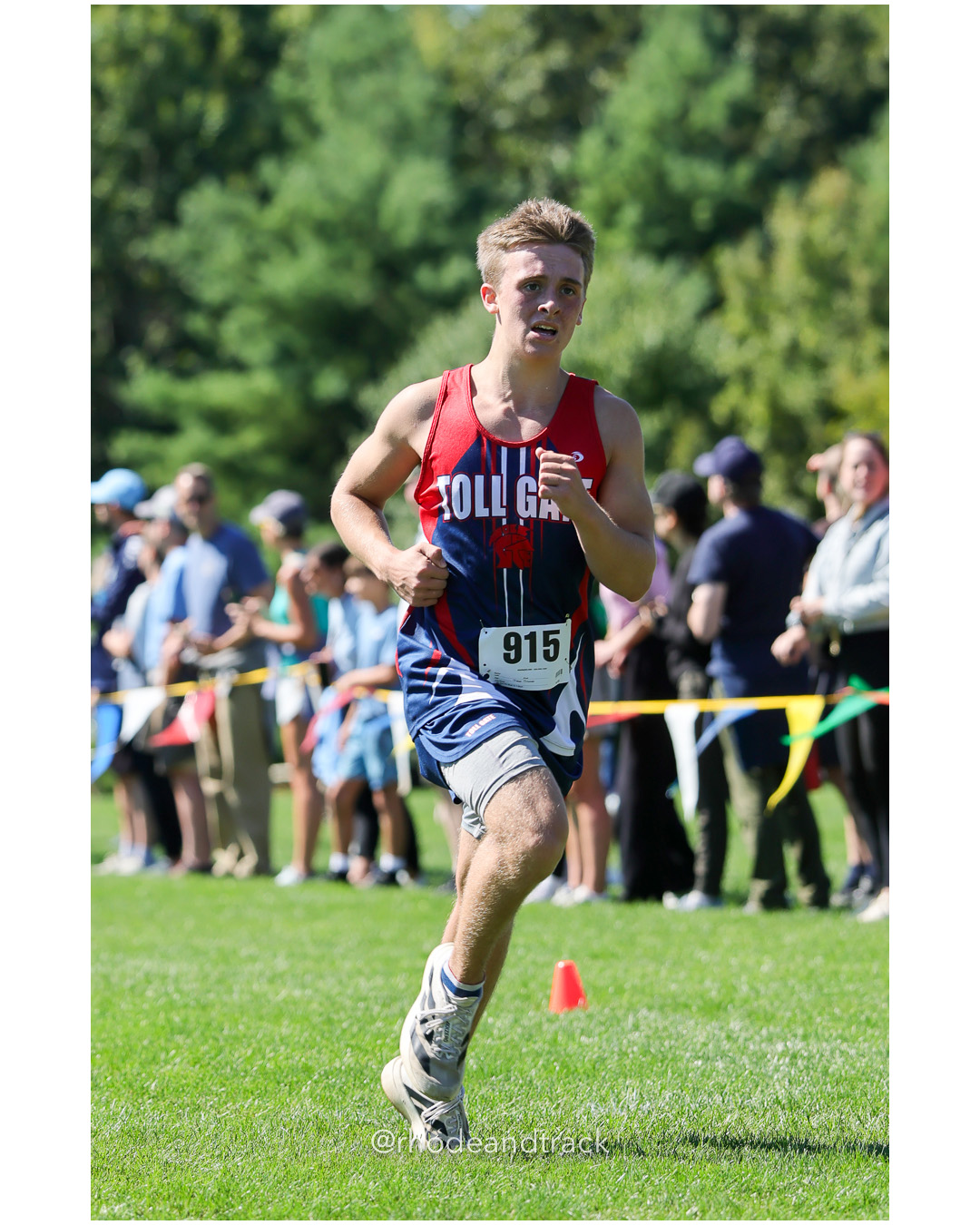 Oisin O'donnell - Toll Gate High School - 19:07.02 - 2025 Injury Fund Carnival XC Cross Country Race - Deerfield Park, Smithfield RI - August 30 2025 File: ./dir-4-Boys-Nessa-Malloy-Race/250830-2025-ritca-injury-fund-xc-cross-country-deerfield-park-smithfield-rhode-island-471-296A8849.jpg Oisin O'donnell - Toll Gate High School - 19:07.02 - 2025 Injury Fund Carnival XC Cross Country Race - Deerfield Park, Smithfield RI - Augu…