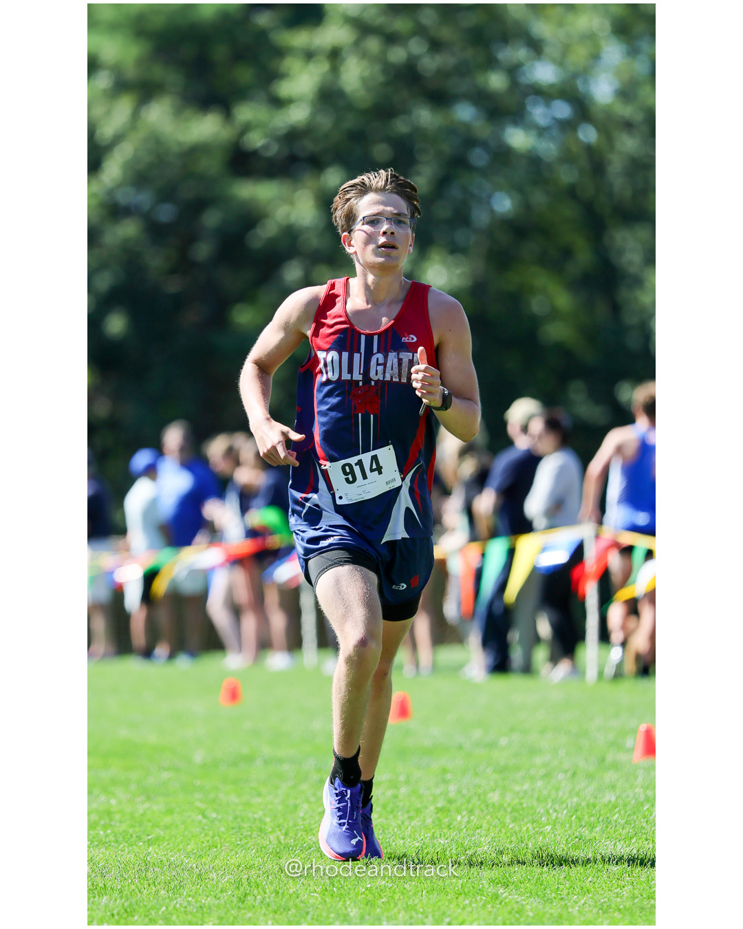 Logan Legault - Toll Gate High School - 19:47.11 - 2025 Injury Fund Carnival XC Cross Country Race - Deerfield Park, Smithfield RI - August 30 2025 File: ./dir-4-Boys-Nessa-Malloy-Race/250830-2025-ritca-injury-fund-xc-cross-country-deerfield-park-smithfield-rhode-island-484-296A9047.jpg Logan Legault - Toll Gate High School - 19:47.11 - 2025 Injury Fund Carnival XC Cross Country Race - Deerfield Park, Smithfield RI - August…