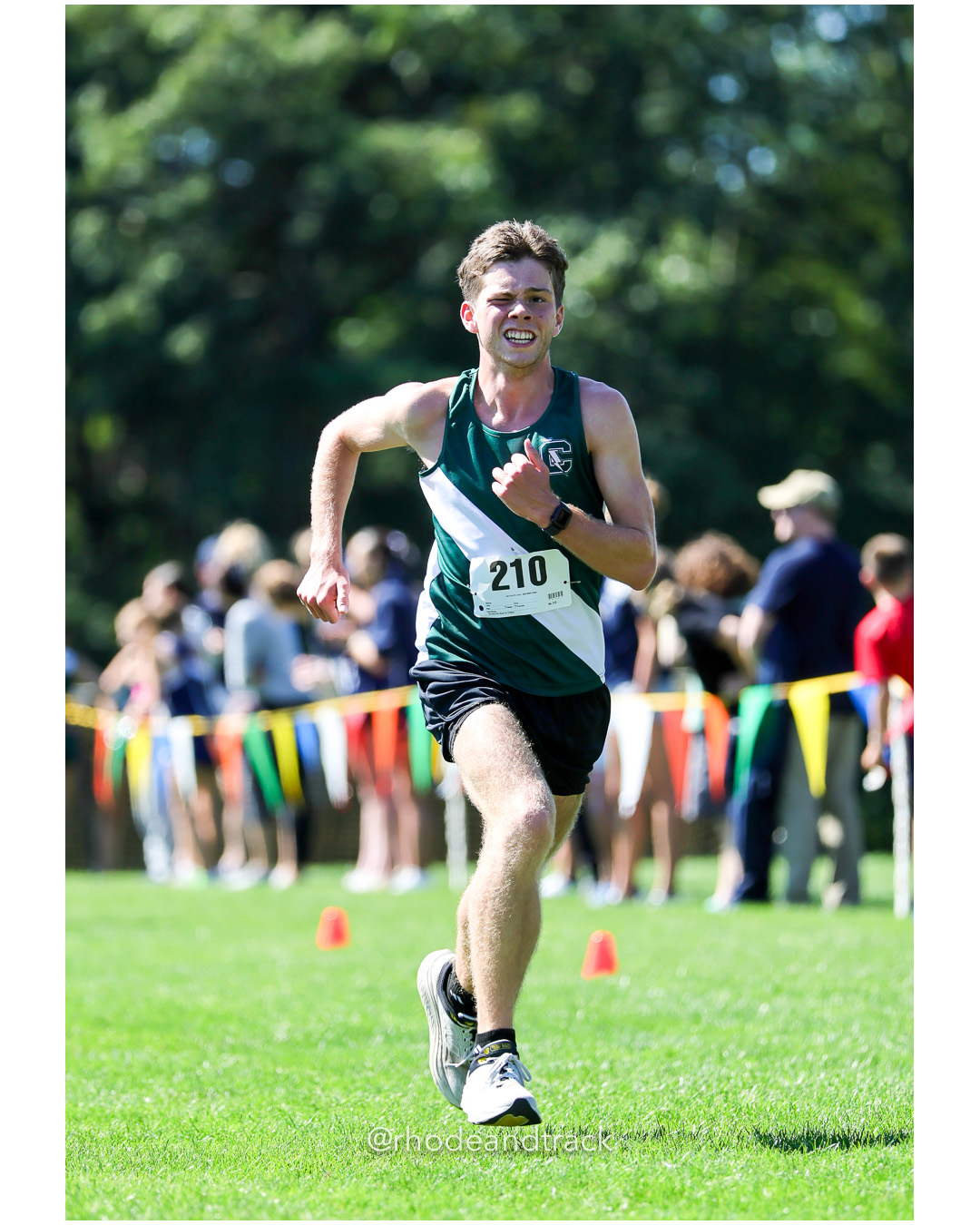 Jackson Mcconnell - Cranston East High School - 20:08.89 - 2025 Injury Fund Carnival XC Cross Country Race - Deerfield Park, Smithfield RI - August 30 2025 File: ./dir-4-Boys-Nessa-Malloy-Race/250830-2025-ritca-injury-fund-xc-cross-country-deerfield-park-smithfield-rhode-island-490-296A9143.jpg Jackson Mcconnell - Cranston East High School - 20:08.89 - 2025 Injury Fund Carnival XC Cross Country Race - Deerfield Park, Smithfield RI…