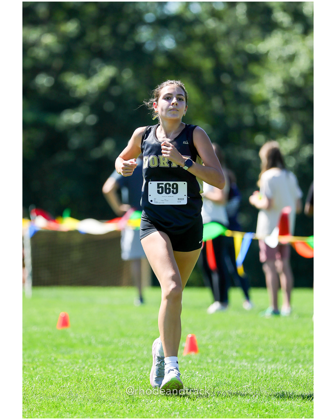 Riley Jackson - North Kingstown High School - 20:00.13 - 2025 Injury Fund Carnival XC Cross Country Race - Deerfield Park, Smithfield RI -…