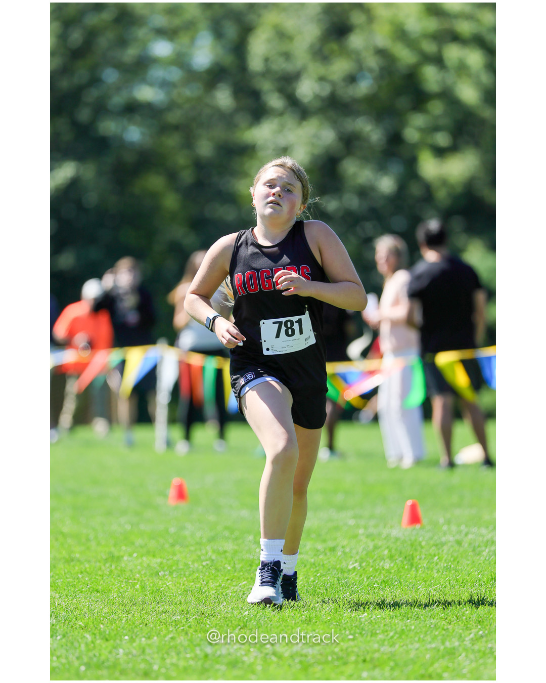Quinn Parsons - Rogers - 21:17.19 - 2025 Injury Fund Carnival XC Cross Country Race - Deerfield Park, Smithfield RI - August 30 2025 File: ./dir-5-Girls-Freshman-Bob-Leddy-Race/250830-2025-ritca-injury-fund-xc-cross-country-deerfield-park-smithfield-rhode-island-580-296A1172.jpg Quinn Parsons - Rogers - 21:17.19 - 2025 Injury Fund Carnival XC Cross Country Race - Deerfield Park, Smithfield RI - August 30 2025 – RI C…