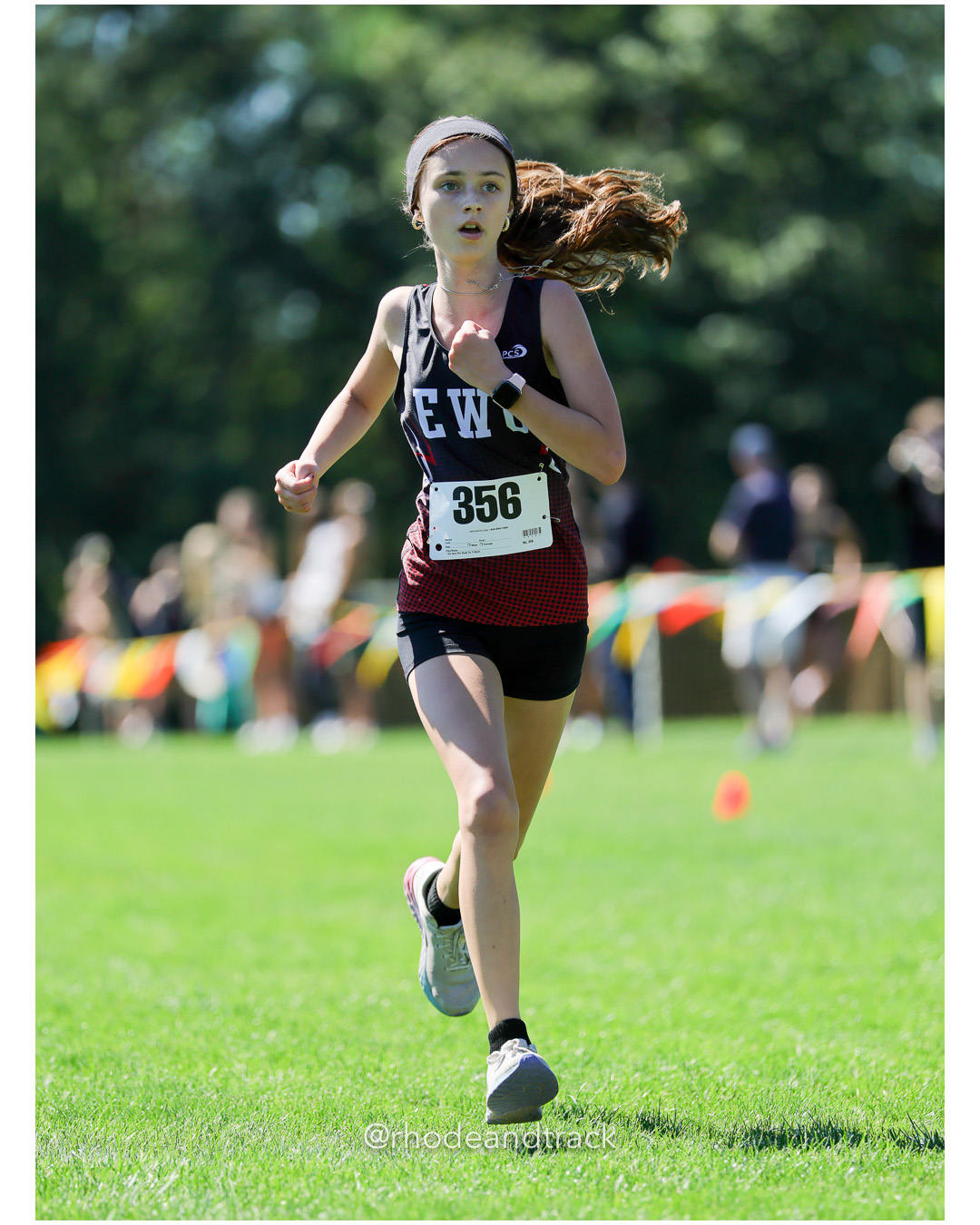 Eliana Archambault - Exeter-West Greenwich Regional - 21:17.49 - 2025 Injury Fund Carnival XC Cross Country Race - Deerfield Park, Smithfield RI - August 30 2025 File: ./dir-5-Girls-Freshman-Bob-Leddy-Race/250830-2025-ritca-injury-fund-xc-cross-country-deerfield-park-smithfield-rhode-island-581-296A1175.jpg Eliana Archambault - Exeter-West Greenwich Regional - 21:17.49 - 2025 Injury Fund Carnival XC Cross Country Race - Deerfield Park, Smithfie…