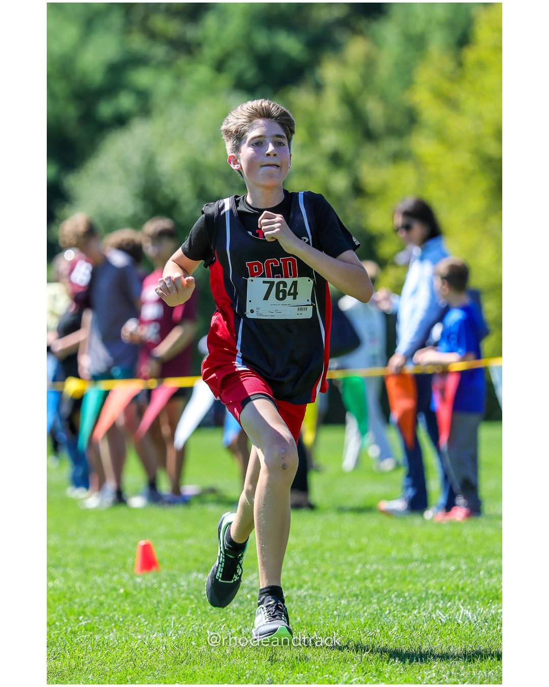 Carver Helger - Providence Country Day - 19:04.99 - 2025 Injury Fund Carnival XC Cross Country Race - Deerfield Park, Smithfield RI - August 30 2025 File: ./dir-6-Boys-Freshman-Ray-Dwyer-Race/250830-2025-ritca-injury-fund-xc-cross-country-deerfield-park-smithfield-rhode-island-699-296A3846.jpg Carver Helger - Providence Country Day - 19:04.99 - 2025 Injury Fund Carnival XC Cross Country Race - Deerfield Park, Smithfield RI - Augus…