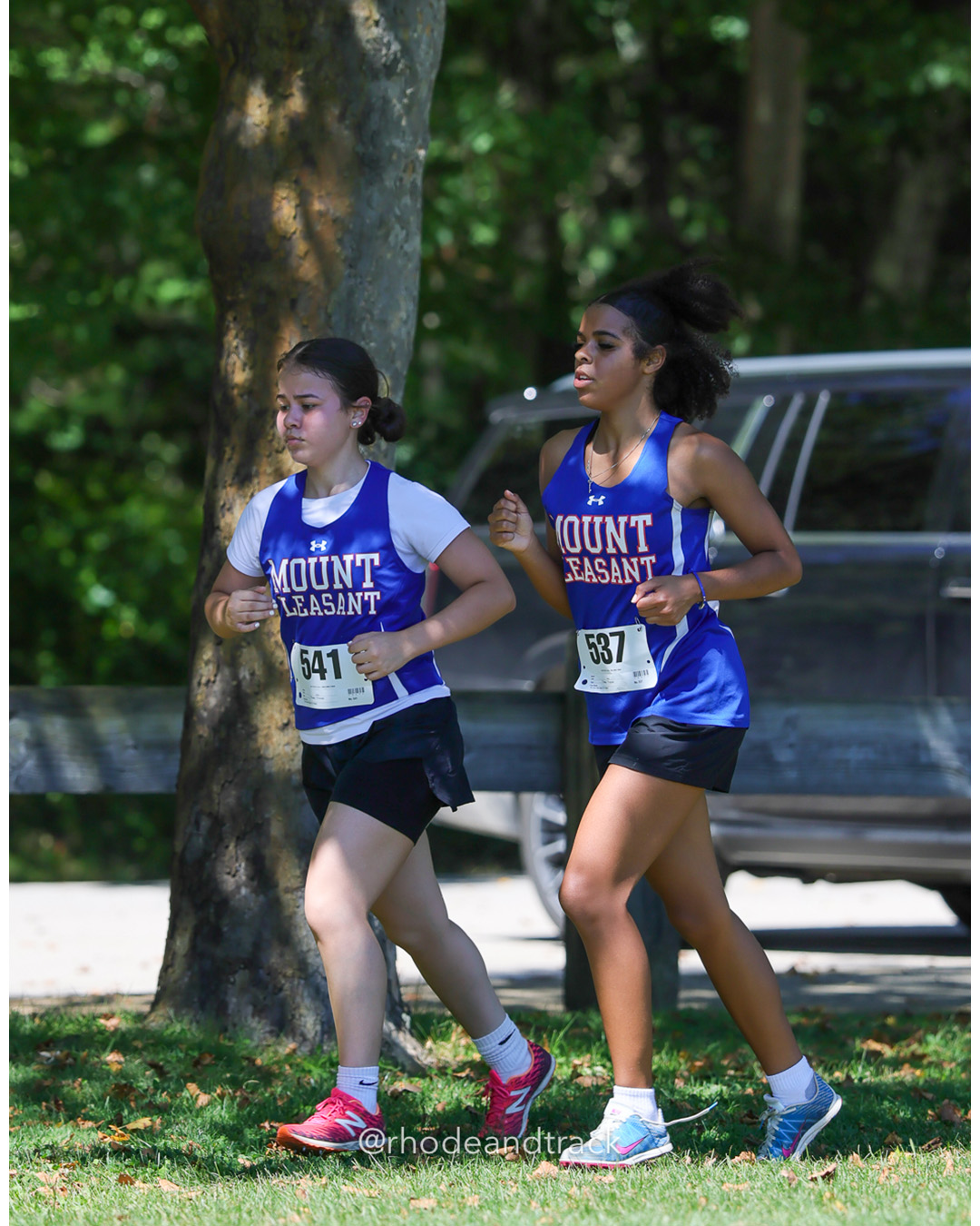 Emily De La Vega - Mount Pleasant High School - 31:47.26 - Kiara Alves - Mount Pleasant High School - 31:15.69 - 2025 Injury Fund Carnival XC Cross Country Race - Deerfield Park, Smithfield RI - August 30 2025 File: ./dir-7-Girls-Jane-Hindley-Race/250830-2025-ritca-injury-fund-xc-cross-country-deerfield-park-smithfield-rhode-island-828-296A6571.jpg Emily De La Vega - Mount Pleasant High School - 31:47.26 - Kiara Alves - Mount Pleasant High School - 31:15.69 - 2025 Injury Fund Carnival…