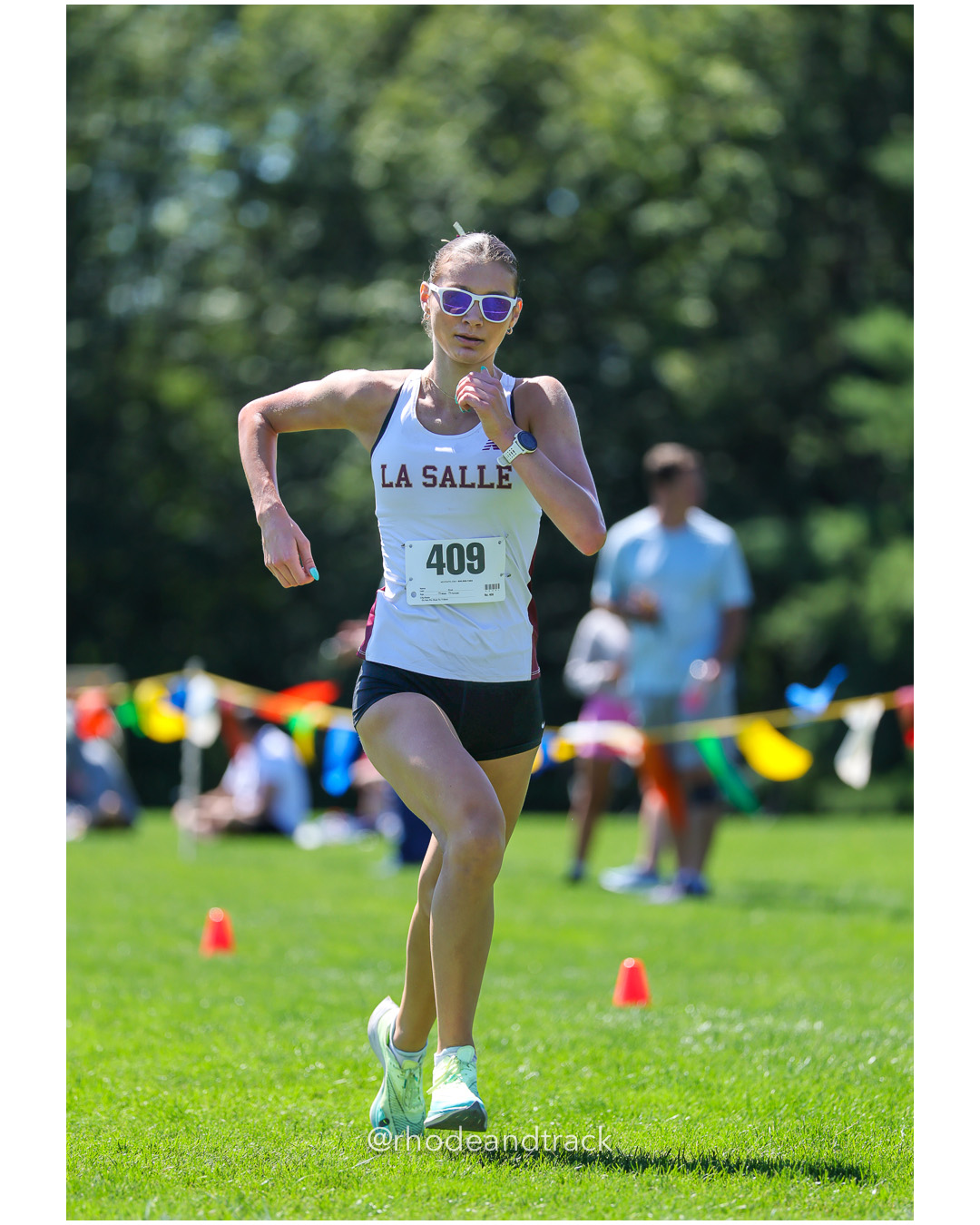Alyssa Parenteau - La Salle Academy - 19:16.11 - 2025 Injury Fund Carnival XC Cross Country Race - Deerfield Park, Smithfield RI - August 30 2025 File: ./dir-7-Girls-Jane-Hindley-Race/250830-2025-ritca-injury-fund-xc-cross-country-deerfield-park-smithfield-rhode-island-832-296A6742.jpg Alyssa Parenteau - La Salle Academy - 19:16.11 - 2025 Injury Fund Carnival XC Cross Country Race - Deerfield Park, Smithfield RI - August 3…