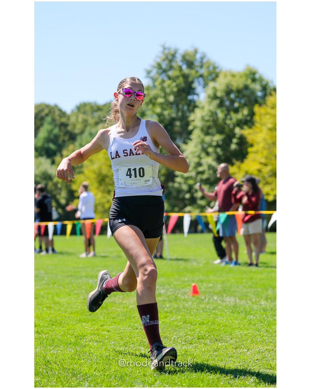 Stella Pelagio - La Salle Academy - 20:14.70 - 2025 Injury Fund Carnival XC Cross Country Race - Deerfield Park, Smithfield RI - August 30 2025 File: ./dir-7-Girls-Jane-Hindley-Race/250830-2025-ritca-injury-fund-xc-cross-country-deerfield-park-smithfield-rhode-island-840-296A7048.jpg Stella Pelagio - La Salle Academy - 20:14.70 - 2025 Injury Fund Carnival XC Cross Country Race - Deerfield Park, Smithfield RI - August 30…