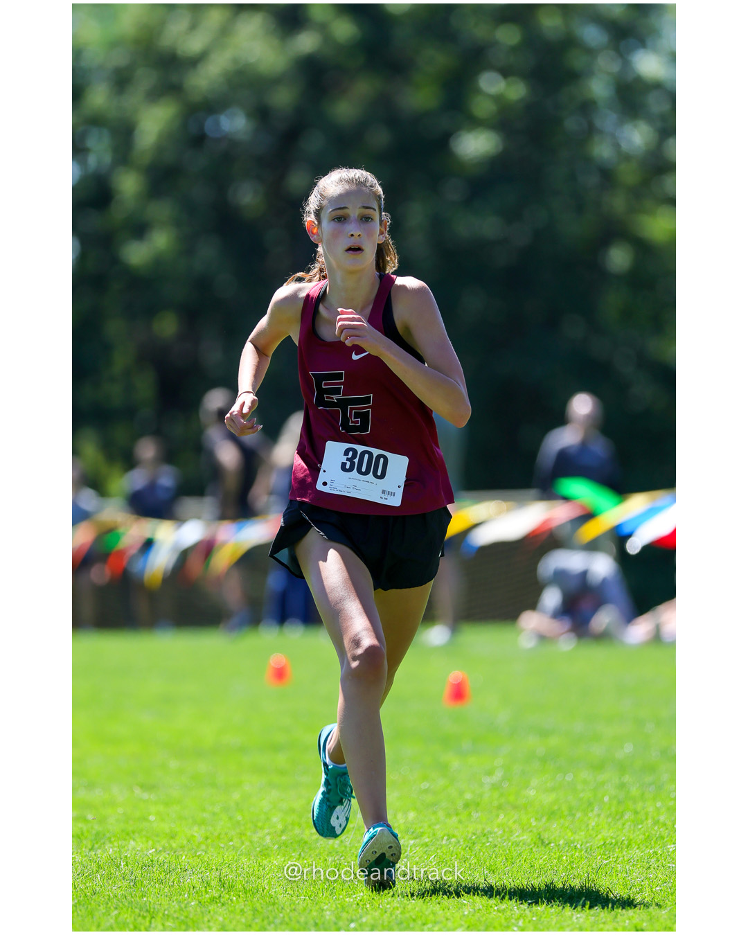 Olive Willis - East Greenwich High School - 21:19.24 - 2025 Injury Fund Carnival XC Cross Country Race - Deerfield Park, Smithfield RI - August 30 2025 File: ./dir-7-Girls-Jane-Hindley-Race/250830-2025-ritca-injury-fund-xc-cross-country-deerfield-park-smithfield-rhode-island-856-296A7566.jpg Olive Willis - East Greenwich High School - 21:19.24 - 2025 Injury Fund Carnival XC Cross Country Race - Deerfield Park, Smithfield RI - Au…