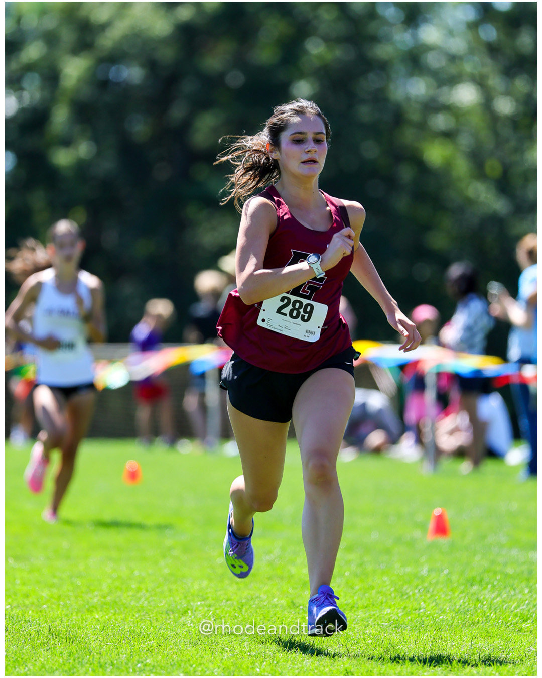 Lily Azzoli - East Greenwich High School - 22:57.28 - 2025 Injury Fund Carnival XC Cross Country Race - Deerfield Park, Smithfield RI - August 30 2025 File: ./dir-7-Girls-Jane-Hindley-Race/250830-2025-ritca-injury-fund-xc-cross-country-deerfield-park-smithfield-rhode-island-866-296A7793.jpg Lily Azzoli - East Greenwich High School - 22:57.28 - 2025 Injury Fund Carnival XC Cross Country Race - Deerfield Park, Smithfield RI - Aug…
