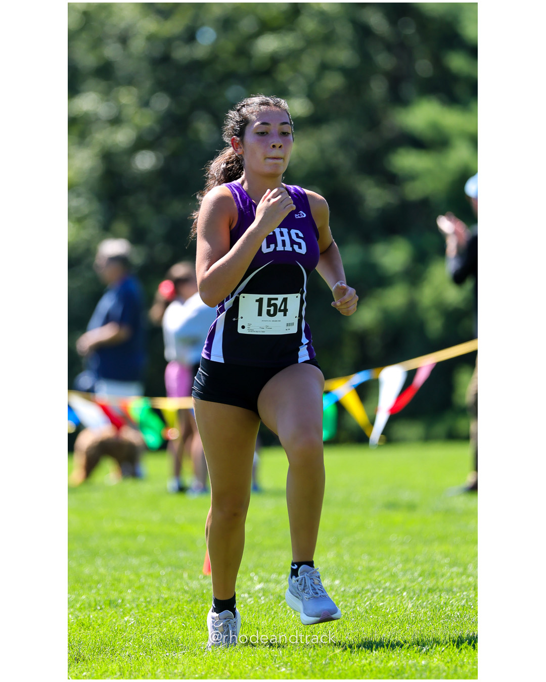 Abigail Rymer - Classical High School - 25:46.12 - 2025 Injury Fund Carnival XC Cross Country Race - Deerfield Park, Smithfield RI - August 30 2025 File: ./dir-7-Girls-Jane-Hindley-Race/250830-2025-ritca-injury-fund-xc-cross-country-deerfield-park-smithfield-rhode-island-886-296A8236.jpg Abigail Rymer - Classical High School - 25:46.12 - 2025 Injury Fund Carnival XC Cross Country Race - Deerfield Park, Smithfield RI - August…