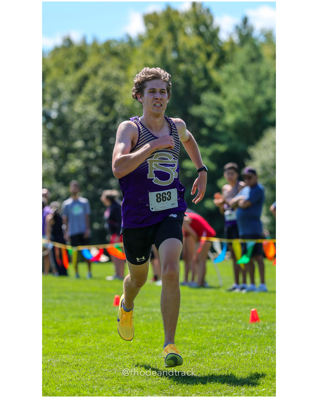 Michael Duschang - St. Raphael Academy - 20:16.28 - 2025 Injury Fund Carnival XC Cross Country Race - Deerfield Park, Smithfield RI - August 30 2025 File: ./dir-8-Boys-Mark-Skinkle-Race/250830-2025-ritca-injury-fund-xc-cross-country-deerfield-park-smithfield-rhode-island-1074-296A2404.jpg Michael Duschang - St. Raphael Academy - 20:16.28 - 2025 Injury Fund Carnival XC Cross Country Race - Deerfield Park, Smithfield RI - Augus…