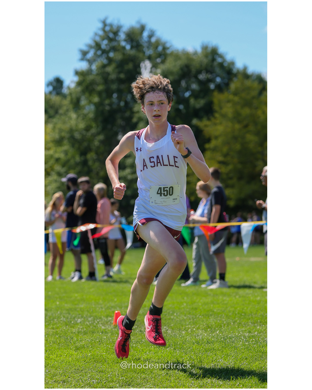 Gavin Skelly - La Salle Academy - 20:42.01 - 2025 Injury Fund Carnival XC Cross Country Race - Deerfield Park, Smithfield RI - August 30 2025 File: ./dir-8-Boys-Mark-Skinkle-Race/250830-2025-ritca-injury-fund-xc-cross-country-deerfield-park-smithfield-rhode-island-1080-296A2500.jpg Gavin Skelly - La Salle Academy - 20:42.01 - 2025 Injury Fund Carnival XC Cross Country Race - Deerfield Park, Smithfield RI - August 30 20…