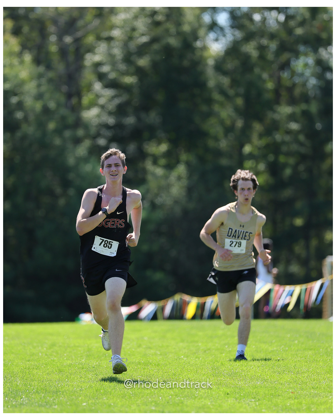 Ethan Hoag - Rogers - 21:51.38 - Zachary Gauvin - Davies High School - 21:50.05 - 2025 Injury Fund Carnival XC Cross Country Race - Deerfield Park, Smithfield RI - August 30 2025 File: ./dir-8-Boys-Mark-Skinkle-Race/250830-2025-ritca-injury-fund-xc-cross-country-deerfield-park-smithfield-rhode-island-1090-296A2760.jpg Ethan Hoag - Rogers - 21:51.38 - Zachary Gauvin - Davies High School - 21:50.05 - 2025 Injury Fund Carnival XC Cross Country Race - Deerfie…