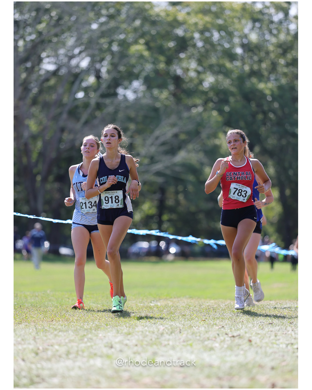 Olivia Prowker – Nashua North High School - Olivia Dinovo – Columbia (Sec 2) - Mya Kenyon – Central Catholic High School - 2025 RI Ocean State XC Invitational - Goddard Memorial Park - Warwick, RI - September 27 2025 File: ./250927-2025-ocean-state-xc-invitational-warwick-ri-353-296A8640.jpg Olivia Prowker – Nashua North High School - Olivia Dinovo – Columbia (Sec 2) - Mya Kenyon – Central Catholic High School - 2025 RI Ocean St…