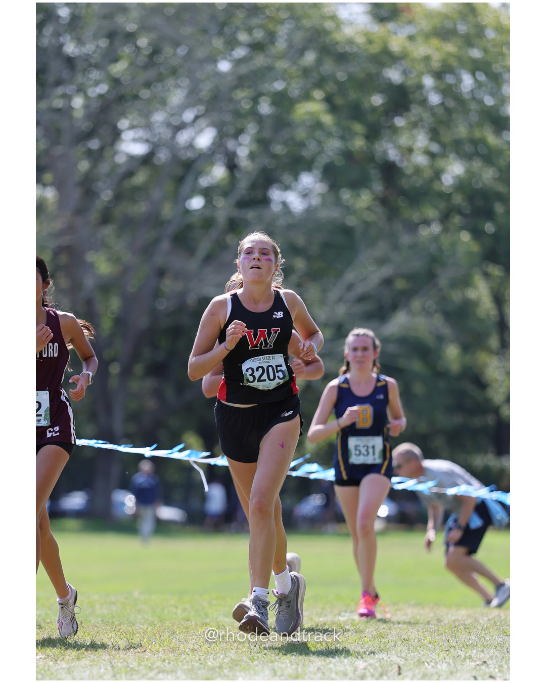Maile Deleon – Chelmsford High School - Josie McCabe – Winchester High School - 2025 RI Ocean State XC Invitational - Goddard Memorial Park - Warwick, RI - September 27 2025 File: ./250927-2025-ocean-state-xc-invitational-warwick-ri-359-296A8701.jpg Maile Deleon – Chelmsford High School - Josie McCabe – Winchester High School - 2025 RI Ocean State XC Invitational - Goddard Memorial Park…