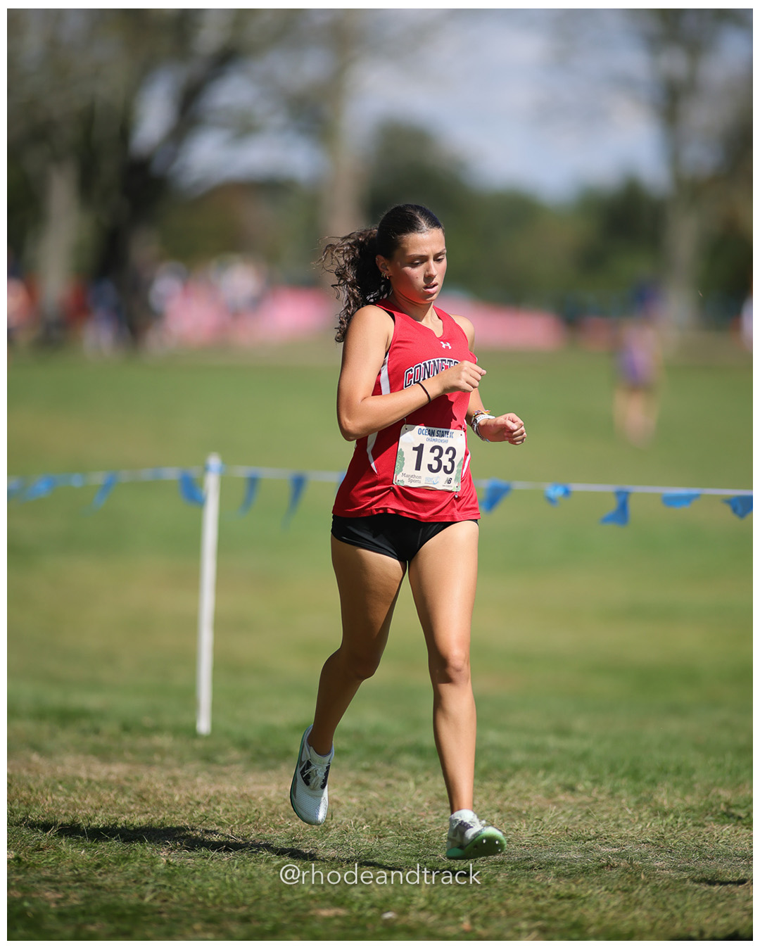 Gabriella Ferri – Connet Quot - 2025 RI Ocean State XC Invitational - Goddard Memorial Park - Warwick, RI - September 27 2025 File: ./250927-2025-ocean-state-xc-invitational-warwick-ri-520-296A0012.jpg Gabriella Ferri – Connet Quot - 2025 RI Ocean State XC Invitational - Goddard Memorial Park - Warwick, RI - September 27 2025 – 2025 Ocean…