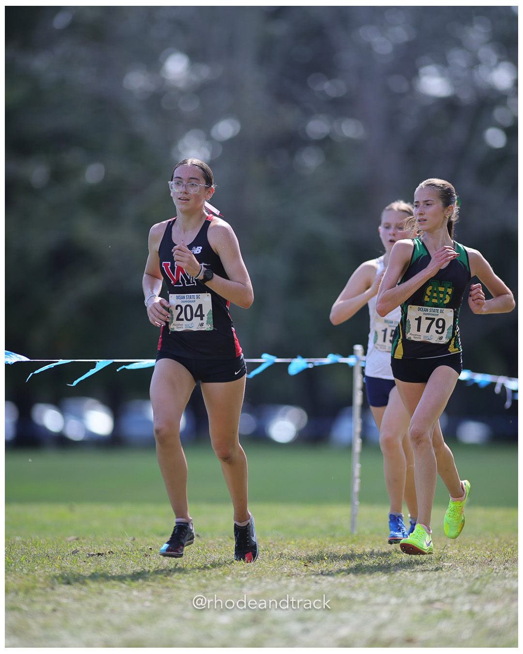 Julia Ramsey – Winchester High School - Julia Dowling – North Smithfield High School - 2025 RI Ocean State XC Invitational - Goddard Memorial Park - Warwick, RI - September 27 2025 File: ./250927-2025-ocean-state-xc-invitational-warwick-ri-557-296A0560.jpg Julia Ramsey – Winchester High School - Julia Dowling – North Smithfield High School - 2025 RI Ocean State XC Invitational - Goddard Memori…