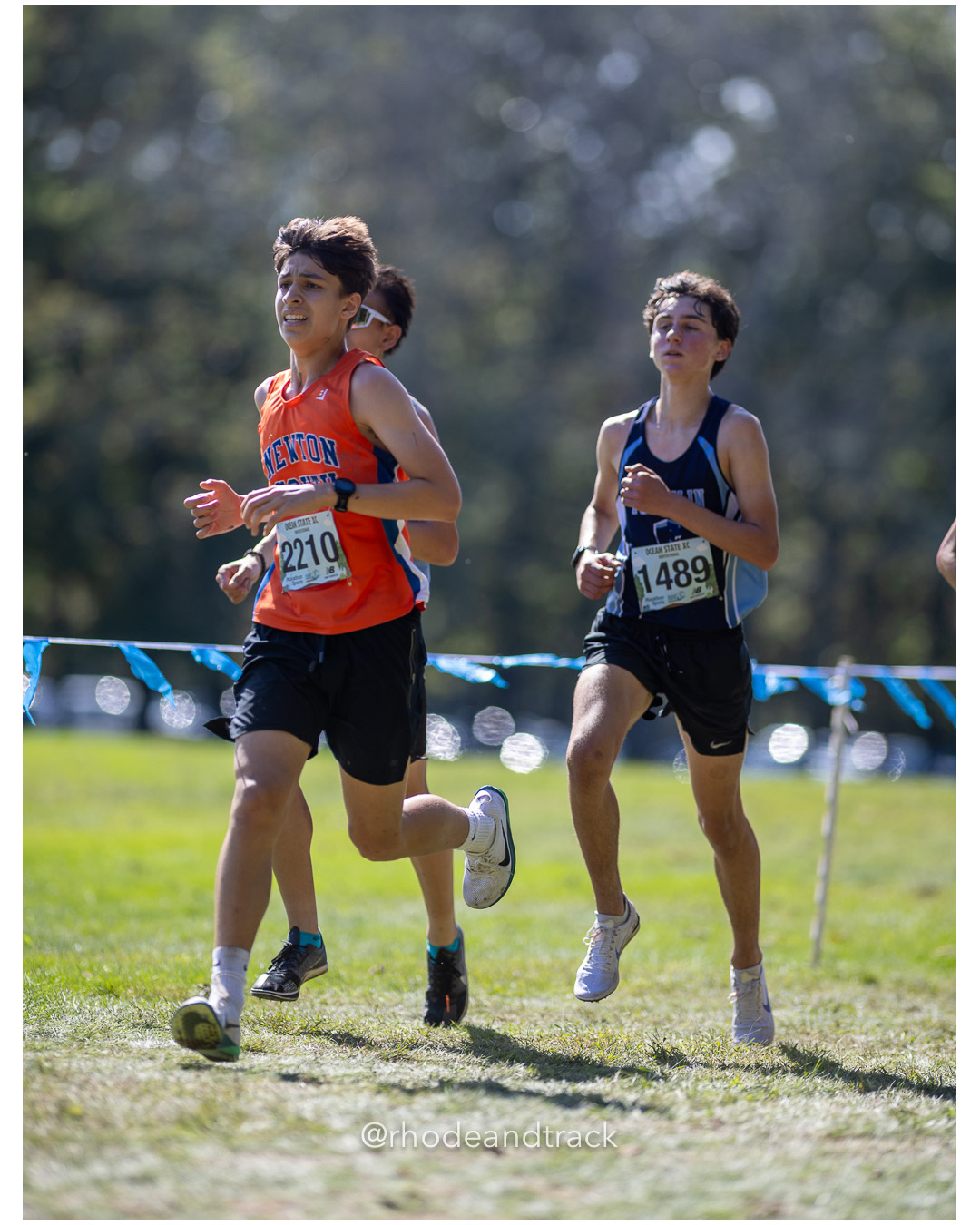 Carl Munshi – Newton South High School - 2025 RI Ocean State XC Invitational - Goddard Memorial Park - Warwick, RI - September 27 2025 File: ./250927-2025-ocean-state-xc-invitational-warwick-ri-88-062A2279.jpg Carl Munshi – Newton South High School - 2025 RI Ocean State XC Invitational - Goddard Memorial Park - Warwick, RI - September 27 2025 – 20…