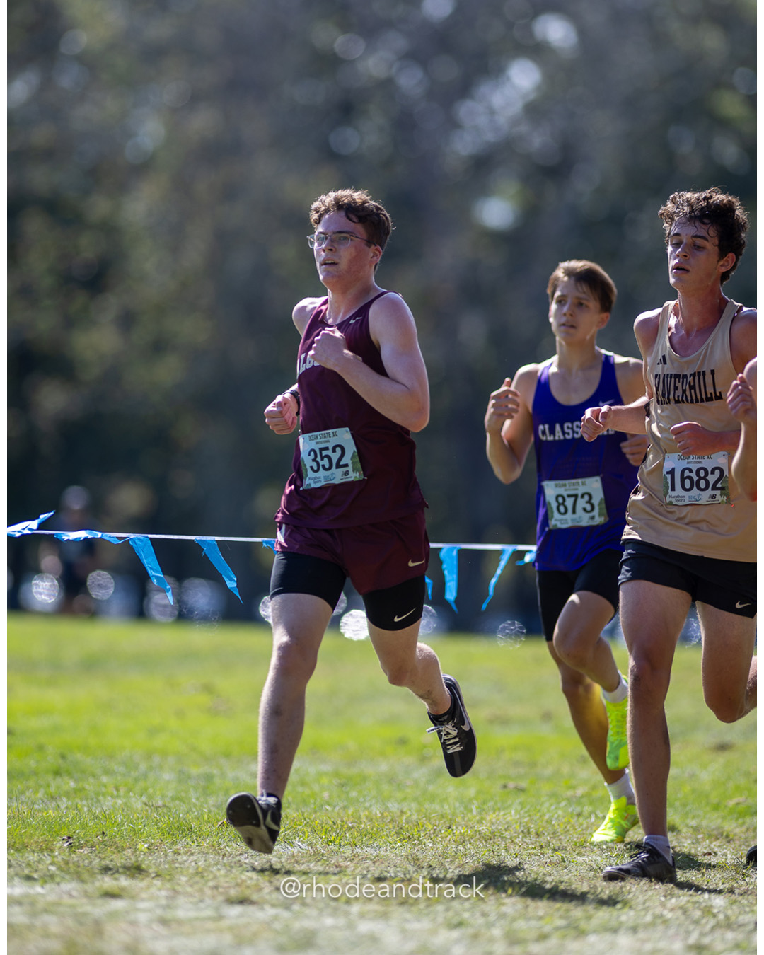 Finn McManus – Algonquin Regional High School - Noah Johnson – Classical High School - Tyler Campbell – Haverhill High School - 2025 RI Ocean State XC Invitational - Goddard Memorial Park - Warwick, RI - September 27 2025 File: ./250927-2025-ocean-state-xc-invitational-warwick-ri-92-062A2297.jpg Finn McManus – Algonquin Regional High School - Noah Johnson – Classical High School - Tyler Campbell – Haverhill High School - 2025 RI Oce…