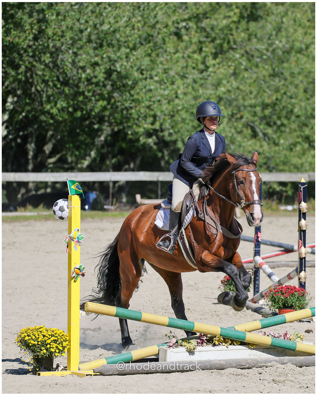 Raegan Jeffrey, Prospect Hill Farm / Bay View / Mt St Charles - Interscholastic Equestrian Association competition - Prospect Hill Farm - Lincoln, RI - September 28 2025 File: ./dir-11-Future-Novice-xrails-1/250928-interscholastic-equestrian-association-show-prospect-hill-farm-lincoln-ri-september-29-2025-490-296A3766.jpg Raegan Jeffrey, Prospect Hill Farm / Bay View / Mt St Charles - Interscholastic Equestrian Association competition - Prospect Hill Farm - L…