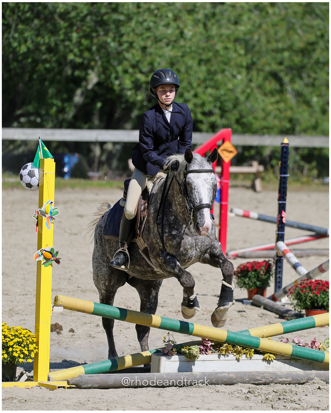 Charlotte Ford, Windswept Farm - Interscholastic Equestrian Association competition - Prospect Hill Farm - Lincoln, RI - September 28 2025 File: ./dir-5-JV-Novice-Equitation-of-xrails-1/250928-interscholastic-equestrian-association-show-prospect-hill-farm-lincoln-ri-september-29-2025-396-296A1133.jpg Charlotte Ford, Windswept Farm - Interscholastic Equestrian Association competition - Prospect Hill Farm - Lincoln, RI - September 28 2025…