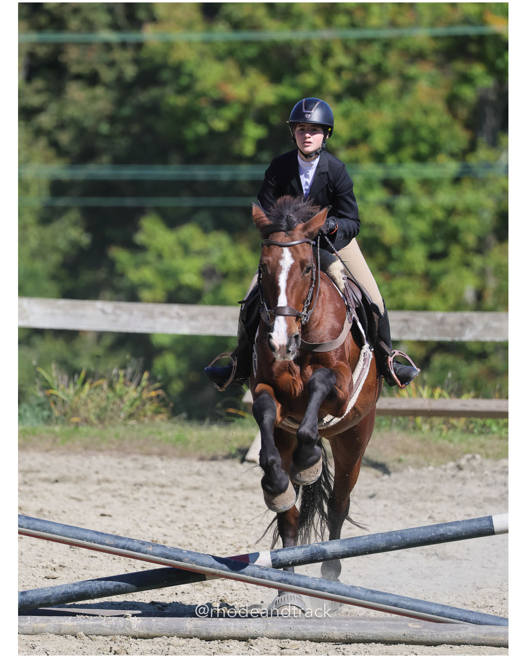 Leah Gordon, ABD Equestrian - Interscholastic Equestrian Association competition - Prospect Hill Farm - Lincoln, RI - September 28 2025 File: ./dir-5-JV-Novice-Equitation-of-xrails-2/250928-interscholastic-equestrian-association-show-prospect-hill-farm-lincoln-ri-september-29-2025-474-296A3221.jpg Leah Gordon, ABD Equestrian - Interscholastic Equestrian Association competition - Prospect Hill Farm - Lincoln, RI - September 28 2025 – R…