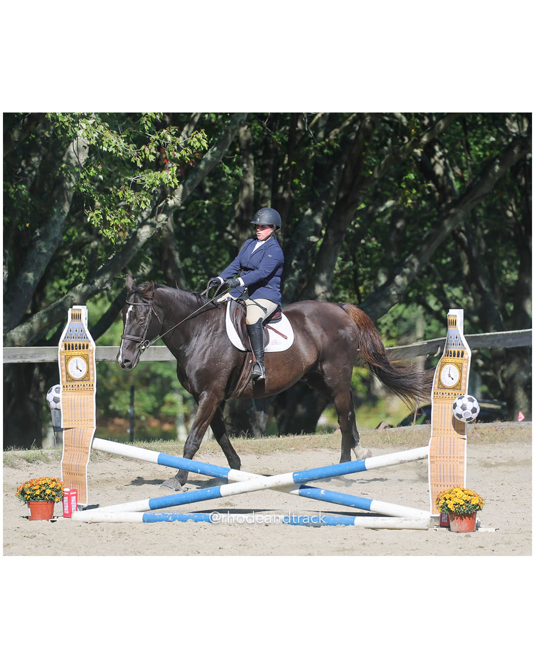 Gabriella Roody, Prospect Hill Farm / Bay View / Mt St Charles - Interscholastic Equestrian Association competition - Prospect Hill Farm - Lincoln, RI - September 28 2025 File: ./dir-6-JV-Novice-Equitation-flat-1/250928-interscholastic-equestrian-association-show-prospect-hill-farm-lincoln-ri-september-29-2025-436-296A6847.jpg Gabriella Roody, Prospect Hill Farm / Bay View / Mt St Charles - Interscholastic Equestrian Association competition - Prospect Hill Farm -…