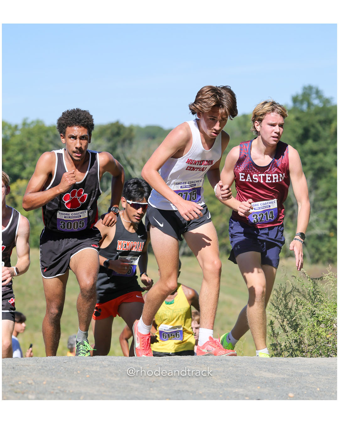 Julius Marshall - Columbia HS - 17:50 - Greg DeMaria - Hunterdon Ce - 18:42 - Brandon Lamon - Eastern Regional HS - 18:29 - Boys Varsity A - Shore Coach’s Invitational - Varsity A race - Holmdel Park - Holmdel, NJ - October 4, 2025 File: ./dir-Boys-Varsity-A/251004-shore-invitational-holmdel-nj-october-4-2025-427-296A6098.jpg Julius Marshall - Columbia HS - 17:50 - Greg DeMaria - Hunterdon Ce - 18:42 - Brandon Lamon - Eastern Regional HS - 18:29 - Boys Varsity A…