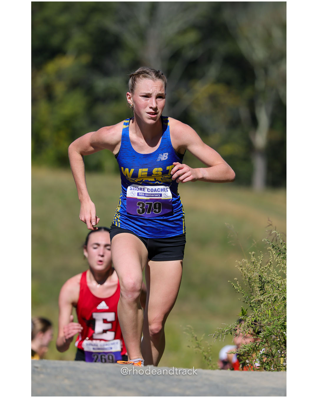 Julia Kelly - Downingtown West 01 - 18:22 - Girls Varsity A - Shore Coach’s Invitational - Varsity A race - Holmdel Park - Holmdel, NJ - October 4, 2025 File: ./dir-Girls-Varsity-A/251004-shore-invitational-holmdel-nj-october-4-2025-227-296A2835.jpg Julia Kelly - Downingtown West 01 - 18:22 - Girls Varsity A - Shore Coach’s Invitational - Varsity A race - Holmdel Park - Holmdel, NJ - Oc…
