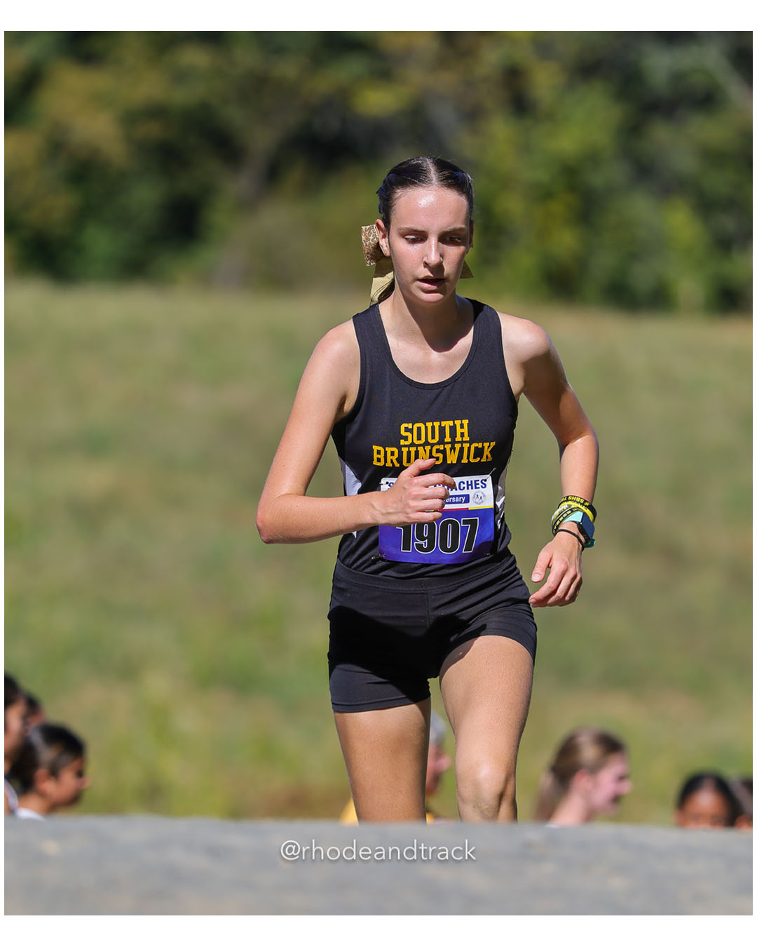 Natasha Kenny - South Brunswick HS - 21:34 - Girls Varsity A - Shore Coach’s Invitational - Varsity A race - Holmdel Park - Holmdel, NJ - October 4, 2025 File: ./dir-Girls-Varsity-A/251004-shore-invitational-holmdel-nj-october-4-2025-262-296A3383.jpg Natasha Kenny - South Brunswick HS - 21:34 - Girls Varsity A - Shore Coach’s Invitational - Varsity A race - Holmdel Park - Holmdel, NJ - O…