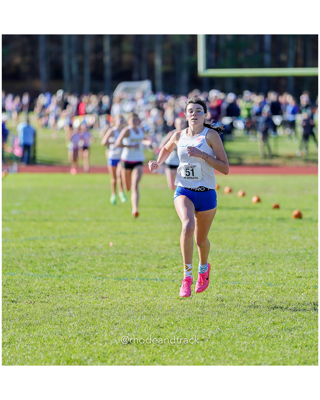Charli McCue, Cumberland, 18:50.71, 3 - RI Cross Country State Championship - Ponaganset High School - North Scituate, RI - November 1, 2025 File: ./dir-1-Girls-Championship/251101-2025-RI-Cross-Country-State-Championships-Ponaganset-194-296A0968.jpg Charli McCue, Cumberland, 18:50.71, 3 - RI Cross Country State Championship - Ponaganset High School - North Scituate, RI - November 1, 202…