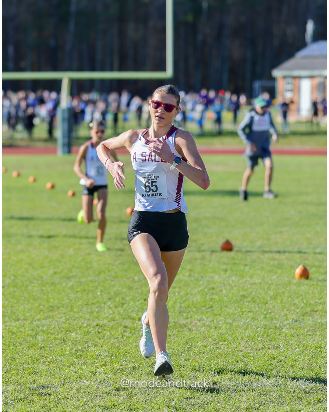 Alyssa Parenteau, La Salle Academy, 19:03.70, 7 - RI Cross Country State Championship - Ponaganset High School - North Scituate, RI - November 1, 2025 File: ./dir-1-Girls-Championship/251101-2025-RI-Cross-Country-State-Championships-Ponaganset-203-296A1365.jpg Alyssa Parenteau, La Salle Academy, 19:03.70, 7 - RI Cross Country State Championship - Ponaganset High School - North Scituate, RI - Novem…