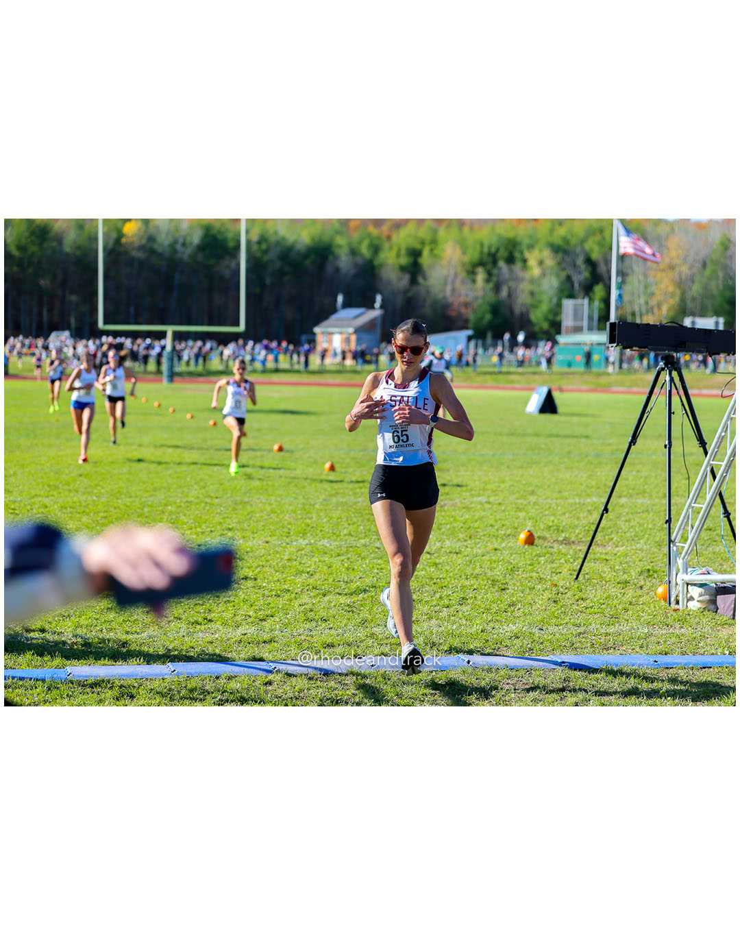Alyssa Parenteau, La Salle Academy, 19:03.70, 7 - RI Cross Country State Championship - Ponaganset High School - North Scituate, RI - November 1, 2025 File: ./dir-1-Girls-Championship/251101-2025-RI-Cross-Country-State-Championships-Ponaganset-204-296A1421.jpg Alyssa Parenteau, La Salle Academy, 19:03.70, 7 - RI Cross Country State Championship - Ponaganset High School - North Scituate, RI - Novem…