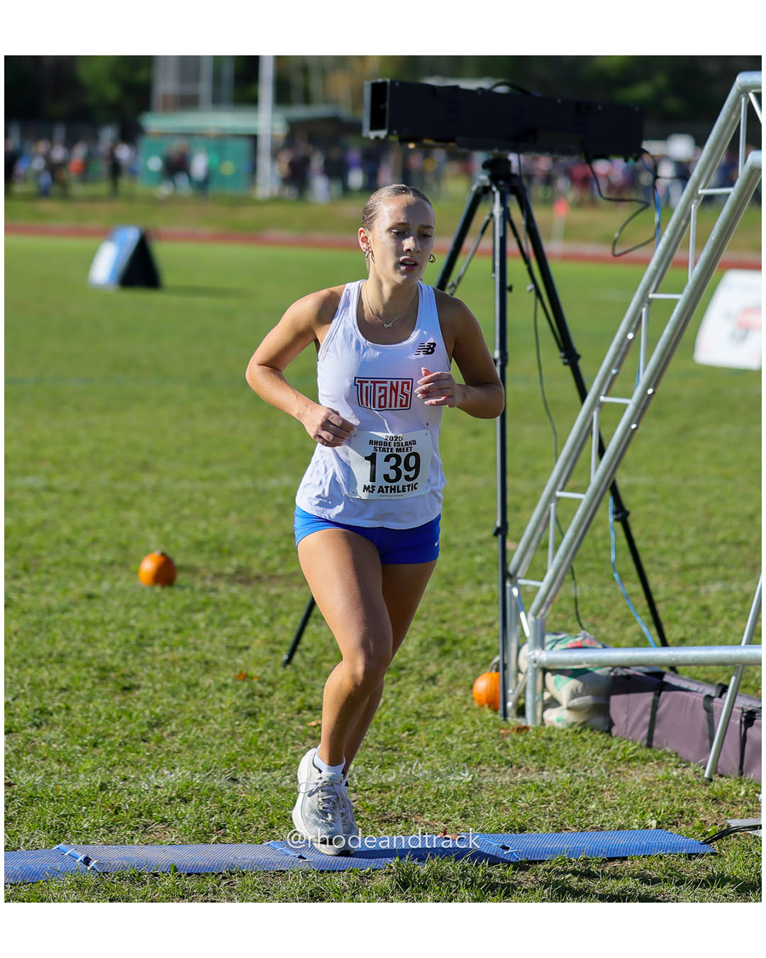 Mea Ayotte, Toll Gate High School, 20:38.66, 35 - RI Cross Country State Championship - Ponaganset High School - North Scituate, RI - November 1, 2025 File: ./dir-1-Girls-Championship/251101-2025-RI-Cross-Country-State-Championships-Ponaganset-259-296A2885.jpg Mea Ayotte, Toll Gate High School, 20:38.66, 35 - RI Cross Country State Championship - Ponaganset High School - North Scituate, RI - Novem…