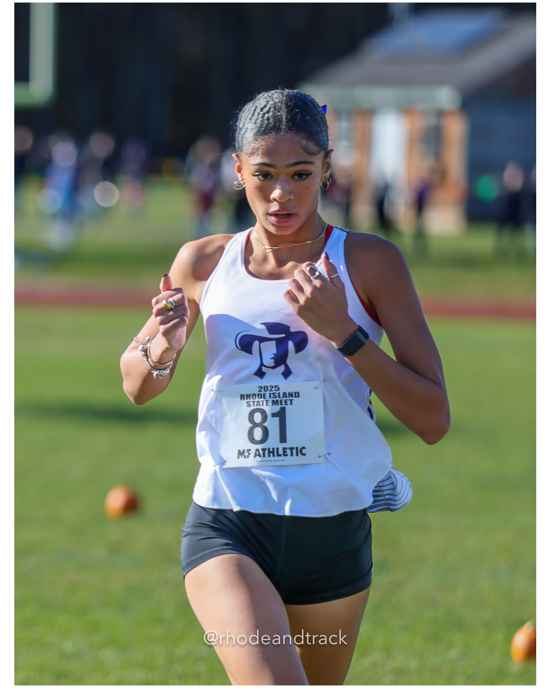 Skyler Maxwell, Moses Brown School, 22:15.86, 70 - RI Cross Country State Championship - Ponaganset High School - North Scituate, RI - November 1, 2025 File: ./dir-1-Girls-Championship/251101-2025-RI-Cross-Country-State-Championships-Ponaganset-295-296A3687.jpg Skyler Maxwell, Moses Brown School, 22:15.86, 70 - RI Cross Country State Championship - Ponaganset High School - North Scituate, RI - Nove…