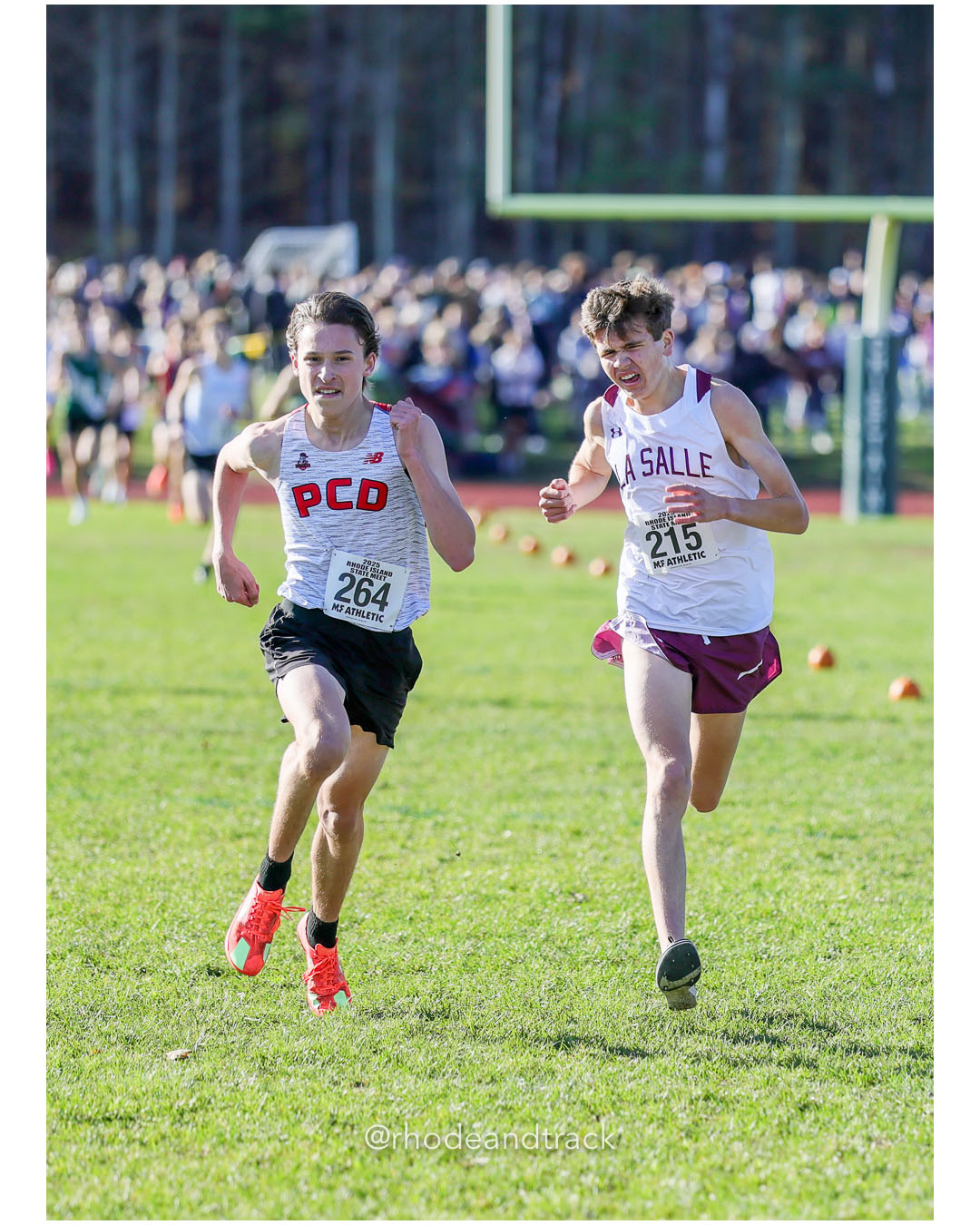 Leo Woodman, Providence Country Day, 16:25.29, 10 - Will Souza, La Salle Academy, 16:25.51, 11 - RI Cross Country State Championship - Ponaganset High School - North Scituate, RI - November 1, 2025 File: ./dir-2-Boys-Championship/251101-2025-RI-Cross-Country-State-Championships-Ponaganset-579-296A7928.jpg Leo Woodman, Providence Country Day, 16:25.29, 10 - Will Souza, La Salle Academy, 16:25.51, 11 - RI Cross Country State Championship - Pona…