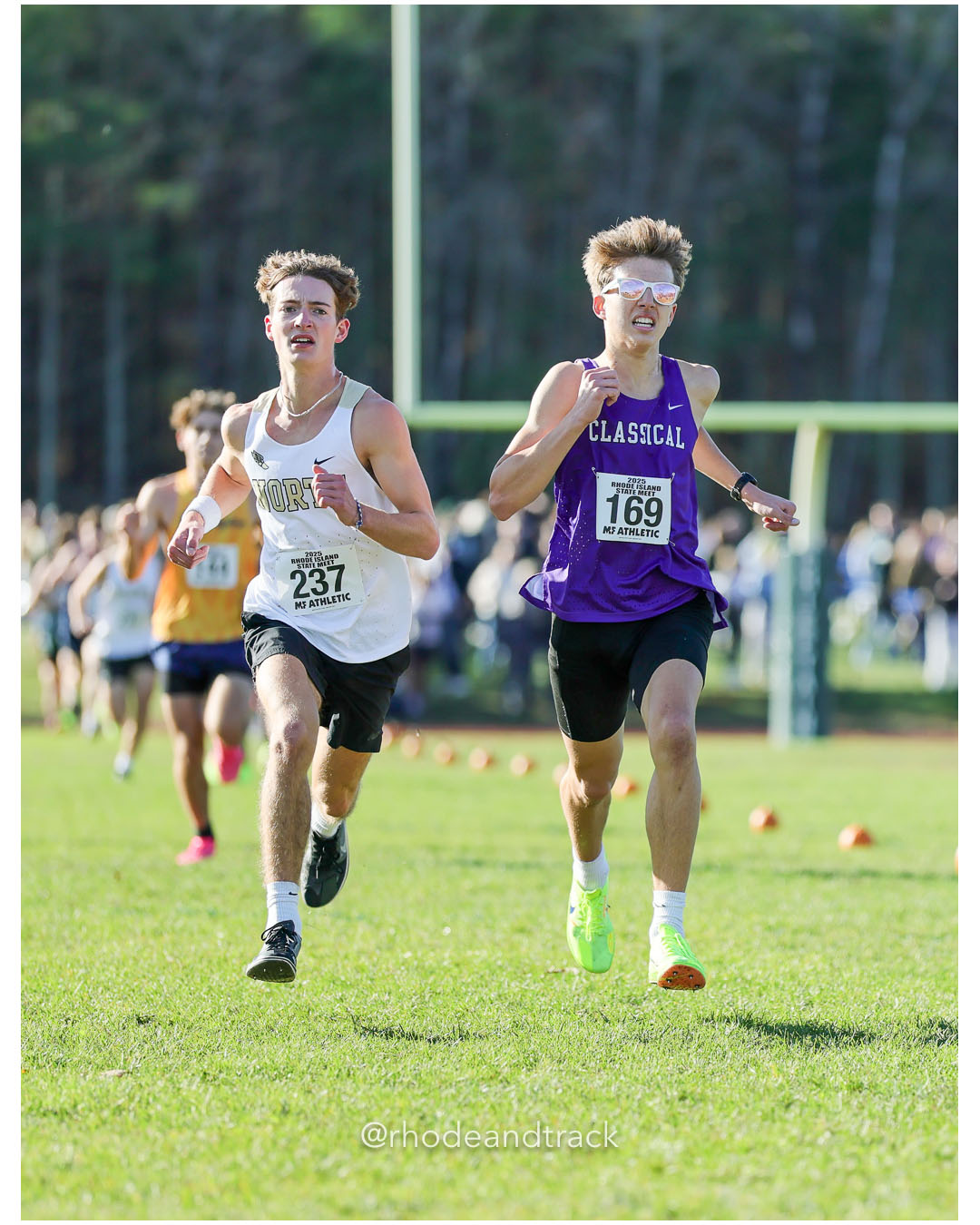 Colson Place, North Kingstown High School, 17:02.09, 26 - Noah Johnson, Classical High School, 17:02.39, 27 - RI Cross Country State Championship - Ponaganset High School - North Scituate, RI - November 1, 2025 File: ./dir-2-Boys-Championship/251101-2025-RI-Cross-Country-State-Championships-Ponaganset-598-296A8304.jpg Colson Place, North Kingstown High School, 17:02.09, 26 - Noah Johnson, Classical High School, 17:02.39, 27 - RI Cross Country State Champi…
