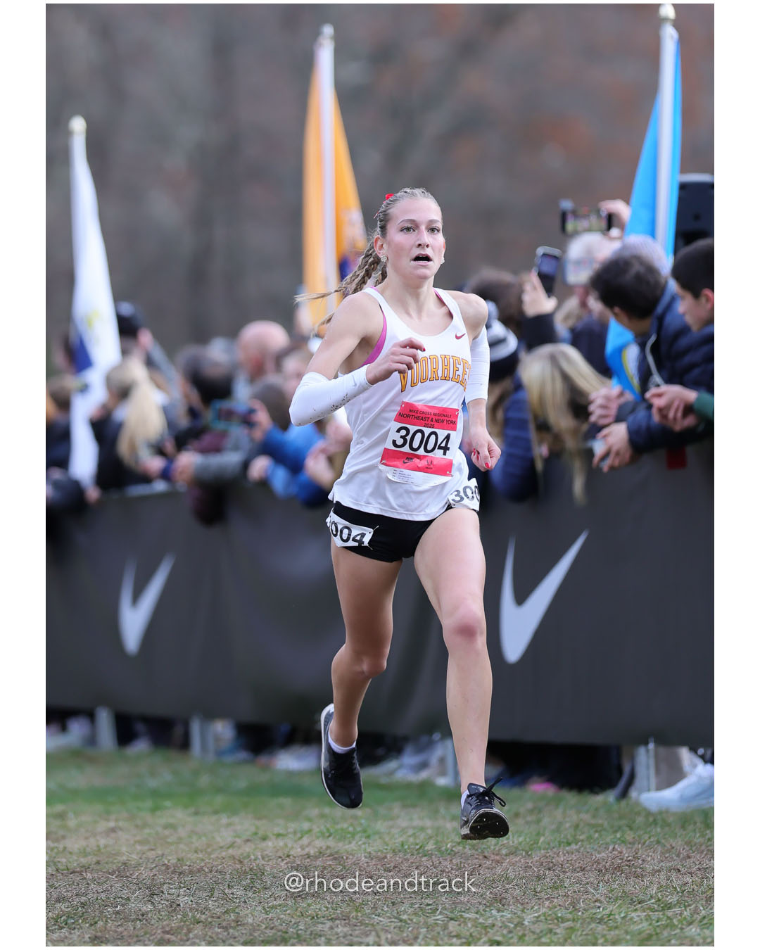 Lexie Mizzone, Unat-Mizzone-Lexie - Nike Cross Regionals NXR - Northeast - Bowdoin Park - Wappingers Falls NY - November 22, 2025 File: ./251122-2025-NXR-NE-NY-Federation-Championships-Bowdoin-Park-286-296A1024.jpg Lexie Mizzone, Unat-Mizzone-Lexie - Nike Cross Regionals NXR - Northeast - Bowdoin Park - Wappingers Falls NY - November 22, 2025 – Nike Cr…
