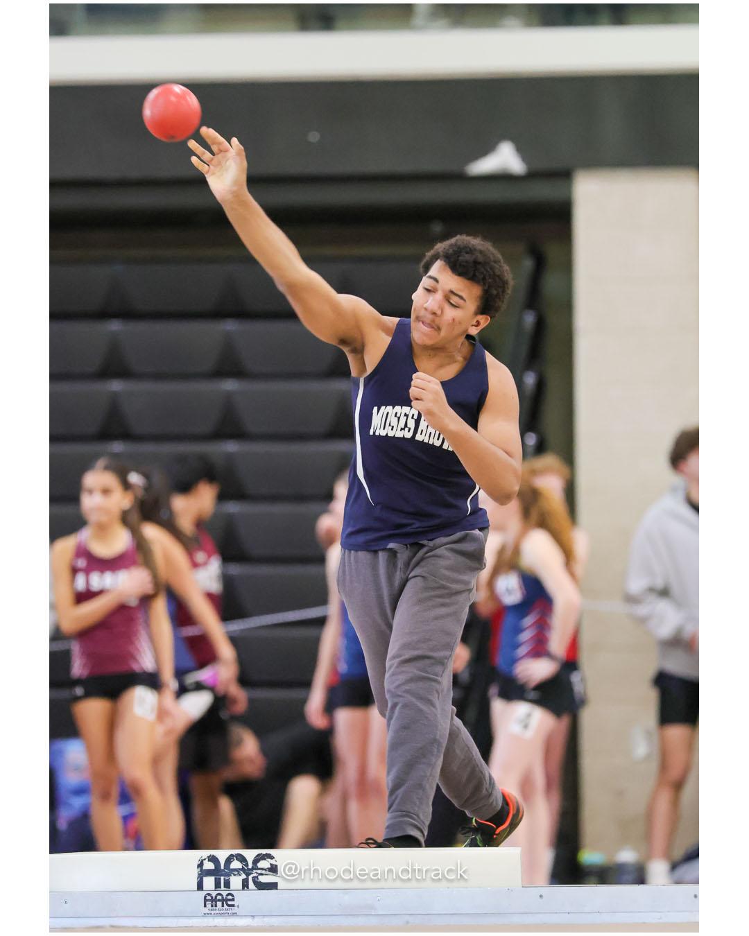 Moses Brown - 2026 Dwyer Division Indoor Track and Field Championships - PCTA - Providence, Rhode Island - January 24, 2026 File: ./260124-260124-indoor-track-2026-Dwyer-Division-Championship-PCTA-253-296A9233.jpg Moses Brown - 2026 Dwyer Division Indoor Track and Field Championships - PCTA - Providence, Rhode Island - January 24, 2026 – 2026 Dwyer Di…