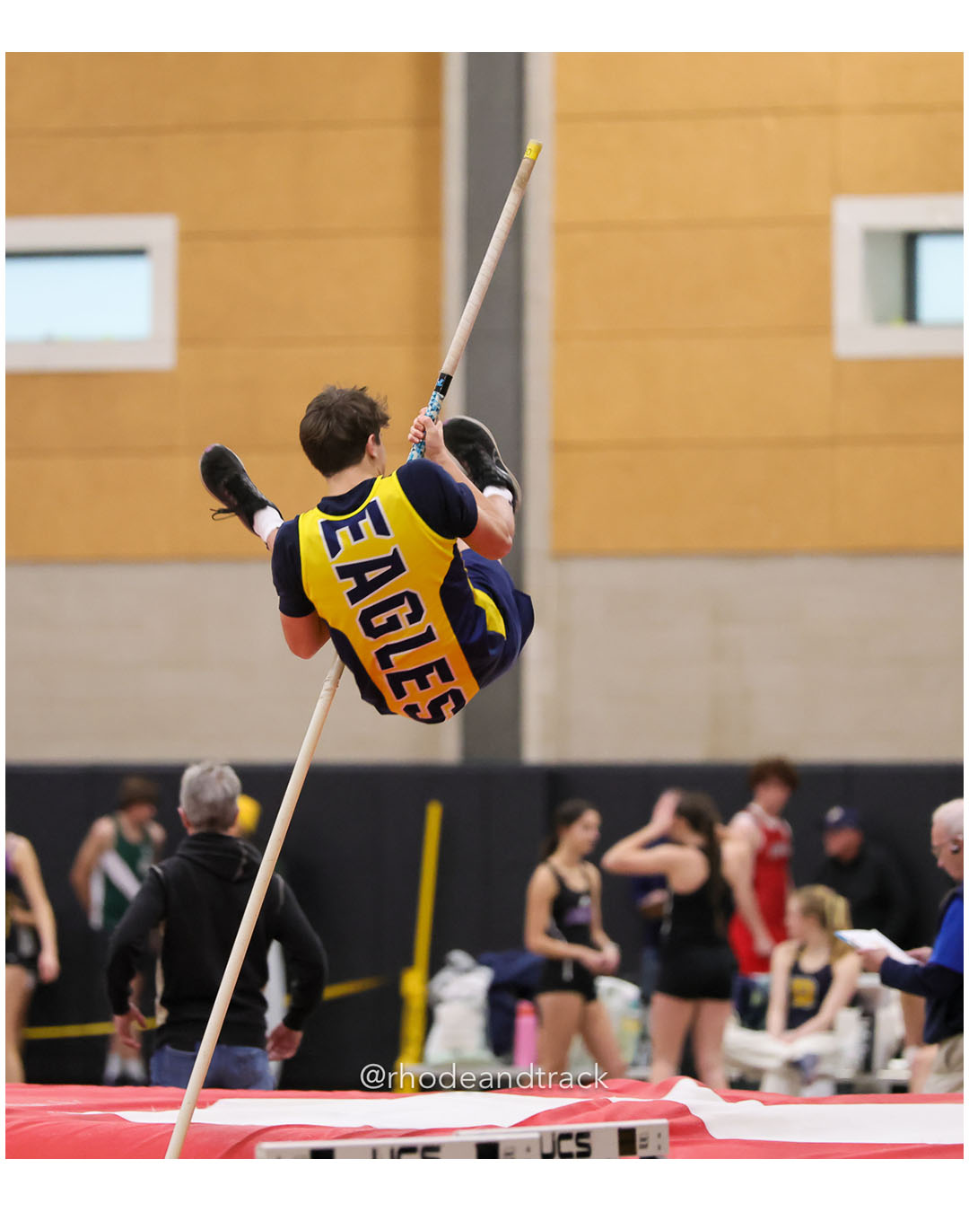 Barrington - 2026 Headley Division Indoor Track and Field Championships - PCTA - Providence, Rhode Island - January 24, 2026 File: ./260124-260124-indoor-track-2026-Headley-Division-Championship-PCTA-201-296A8554.jpg Barrington - 2026 Headley Division Indoor Track and Field Championships - PCTA - Providence, Rhode Island - January 24, 2026 – 2026 Headley…