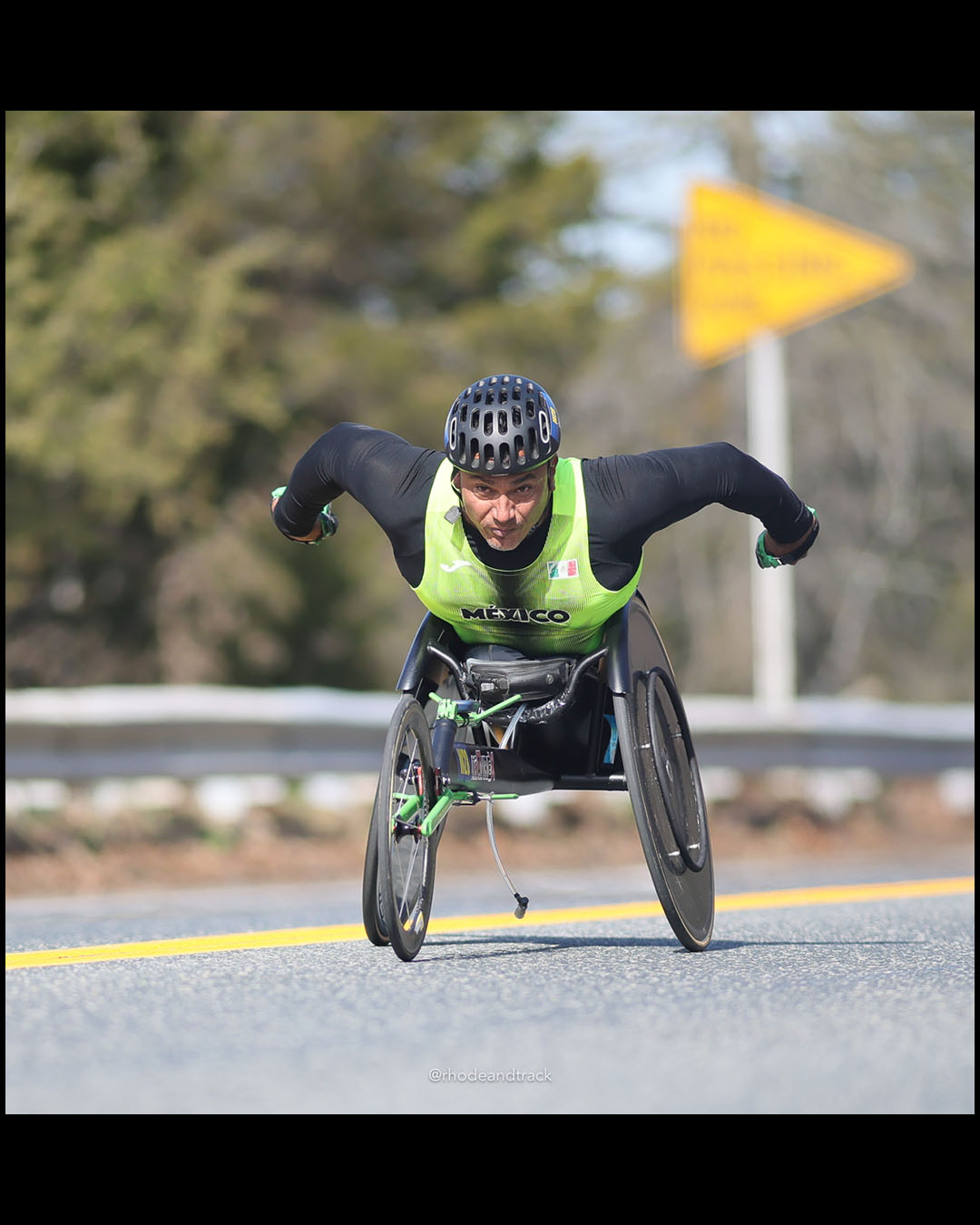 260420 2026 Boston Marathon 14 296A5151 – 2026 Boston Marathon – Apr 20, 2026 – Route 135, Natick, MA 01760 – bib #14
