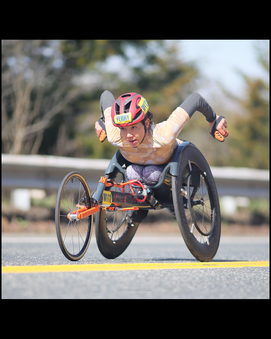 260420 2026 Boston Marathon 34 296A5693 – 2026 Boston Marathon – Apr 20, 2026 – Route 135, Natick, MA 01760 – bib #34