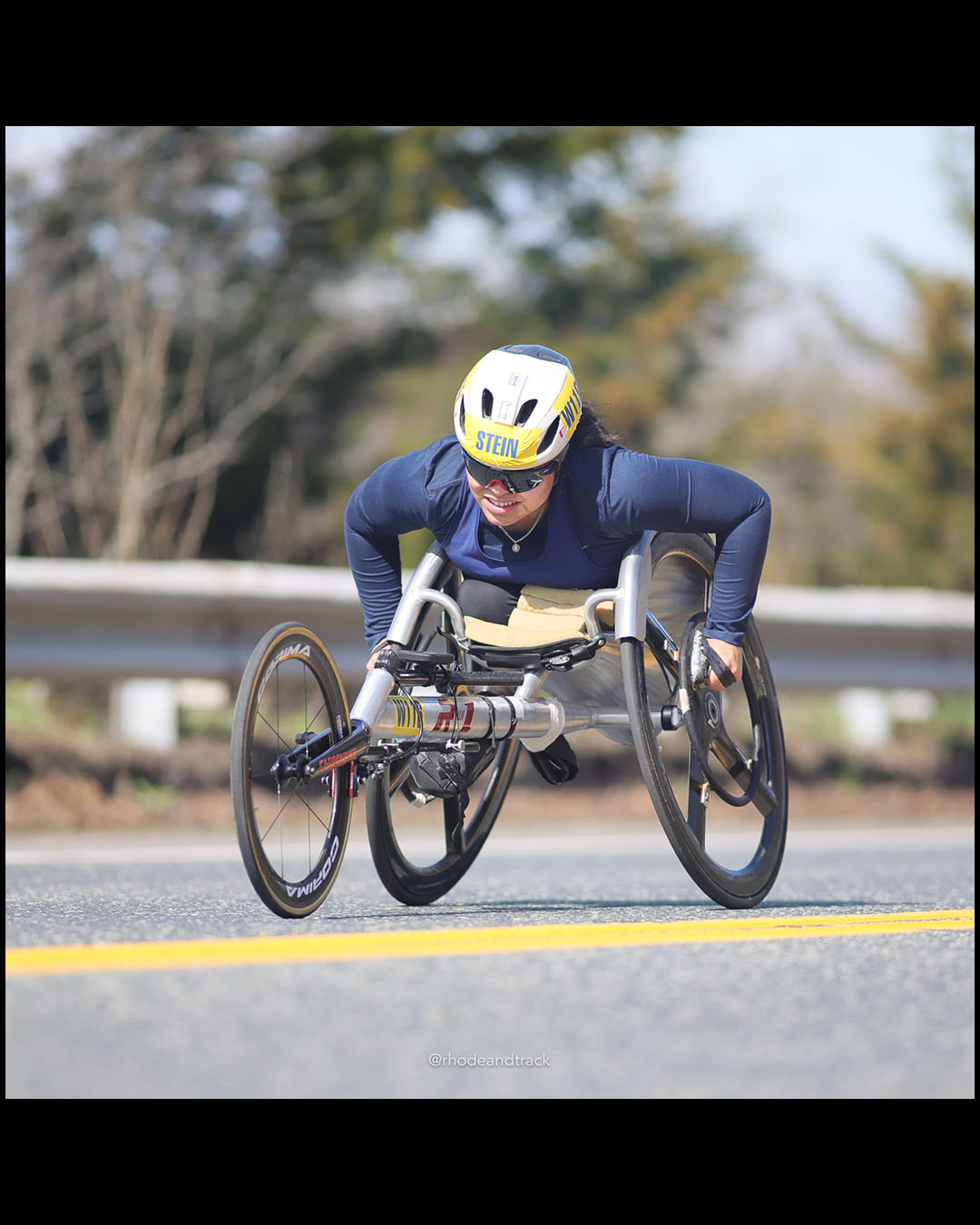 260420 2026 Boston Marathon 39 296A5886 – 2026 Boston Marathon – Apr 20, 2026 – Route 135, Natick, MA 01760 – bib #39
