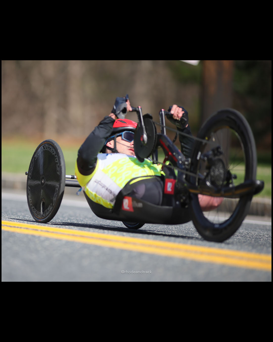 260420 2026 Boston Marathon 44 296A6003 – 2026 Boston Marathon – Apr 20, 2026 – Route 135, Natick, MA 01760 – bib #44