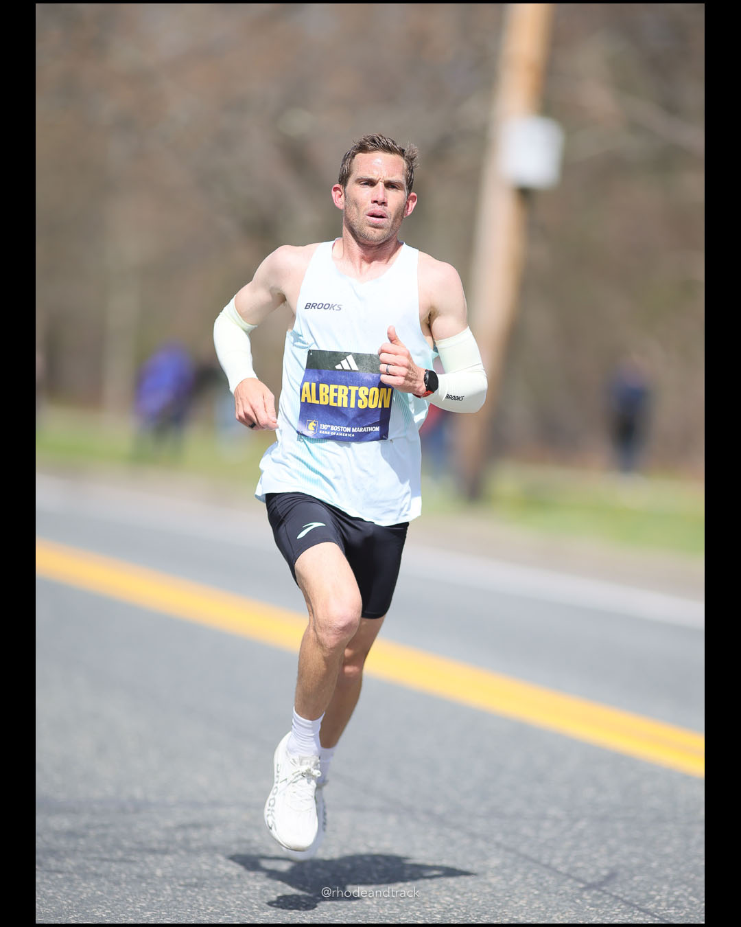 260420 2026 Boston Marathon 82 296A6805 File: ./260420-2026-Boston-Marathon-82-296A6805.jpg 260420 2026 Boston Marathon 82 296A6805 – 2026 Boston Marathon – Apr 20, 2026 – Route 135, Natick, MA 01760 – bib #82
