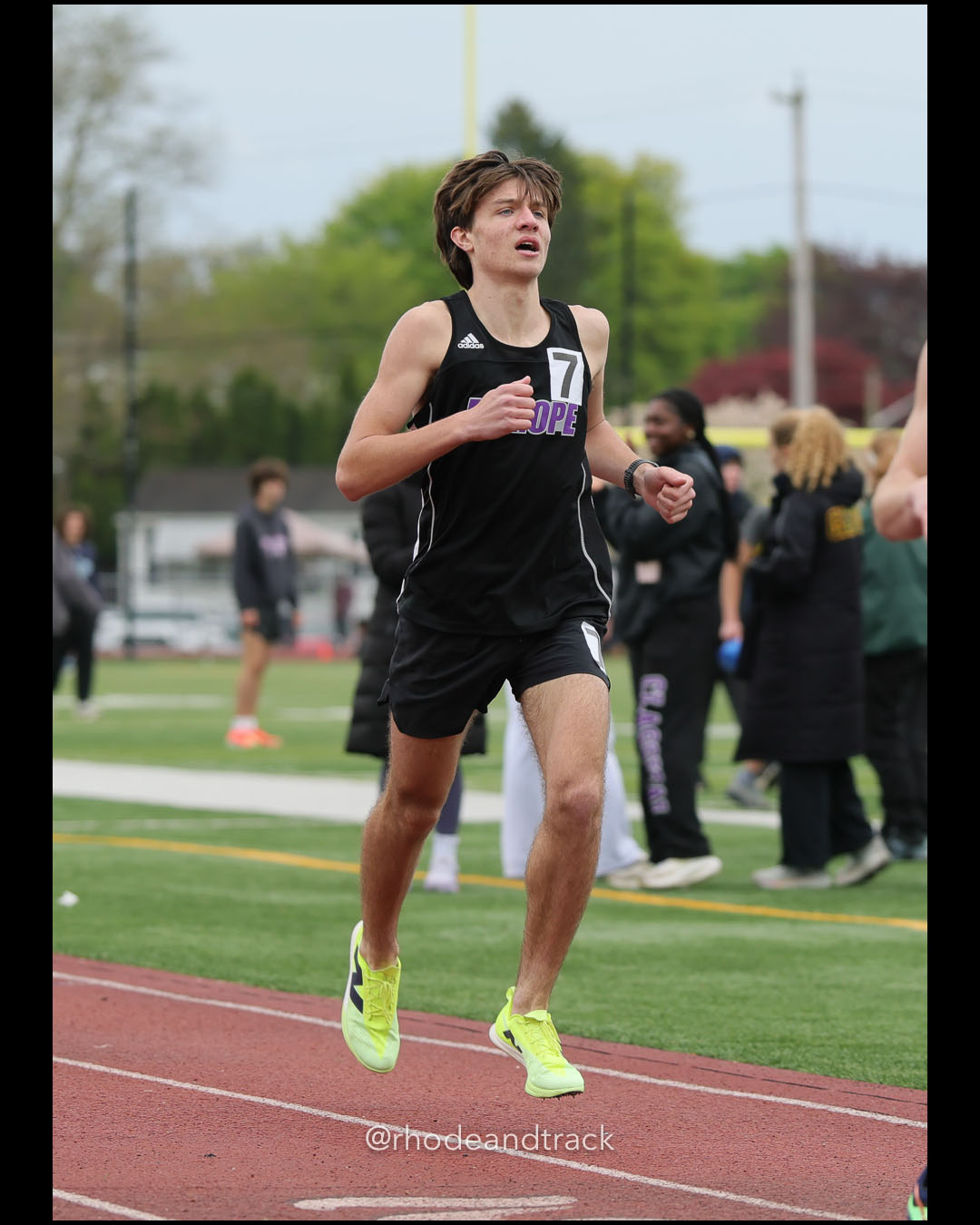 Classical Classic 2026 - Conley Stadium - Providence, Rhode Island - May 02, 2026 File: ./dir-800m/260502-2026-Classical-Classic-927-296A4095.jpg Classical Classic 2026 - Conley Stadium - Providence, Rhode Island - May 02, 2026 – 2026 Classical Classic – May 2, 2026 – 434 Mount Pleasa…